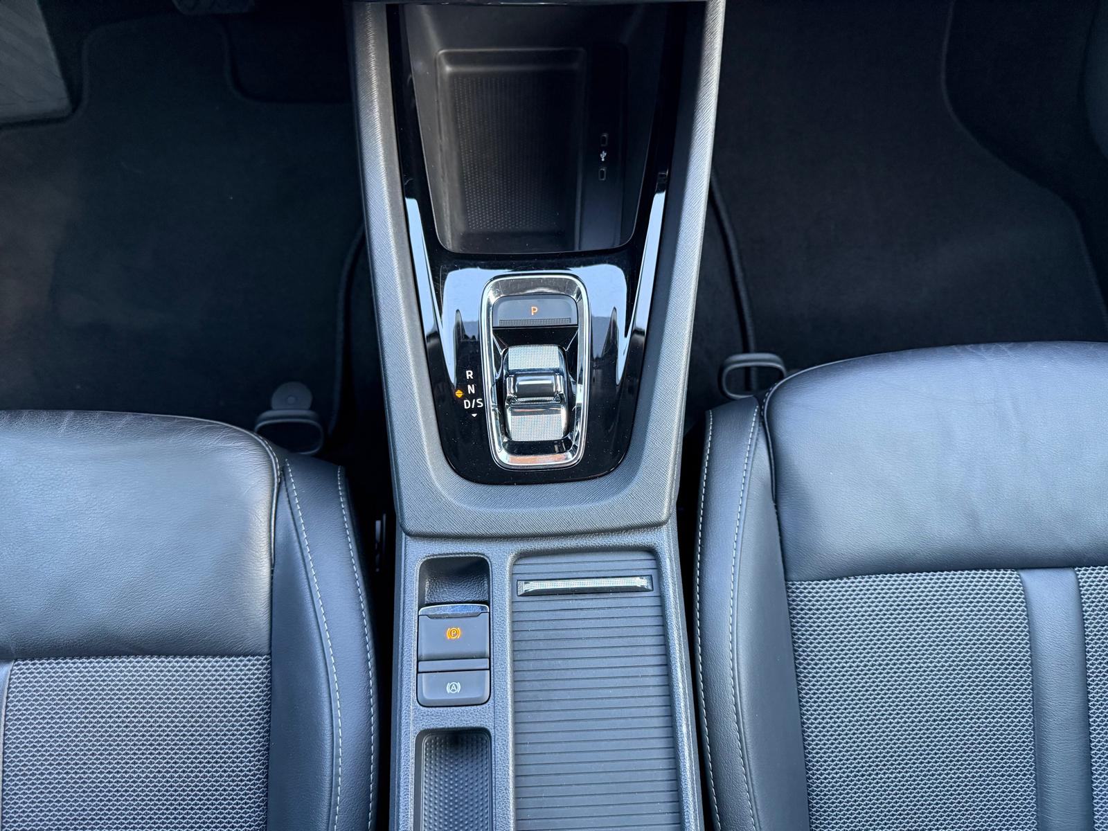 Škoda Octavia 2,0 TDI DSG °VIRTUAL°NAVI°KOŽA°KAMERA°LEASING BEZ UČEŠĆA, fotografija 12