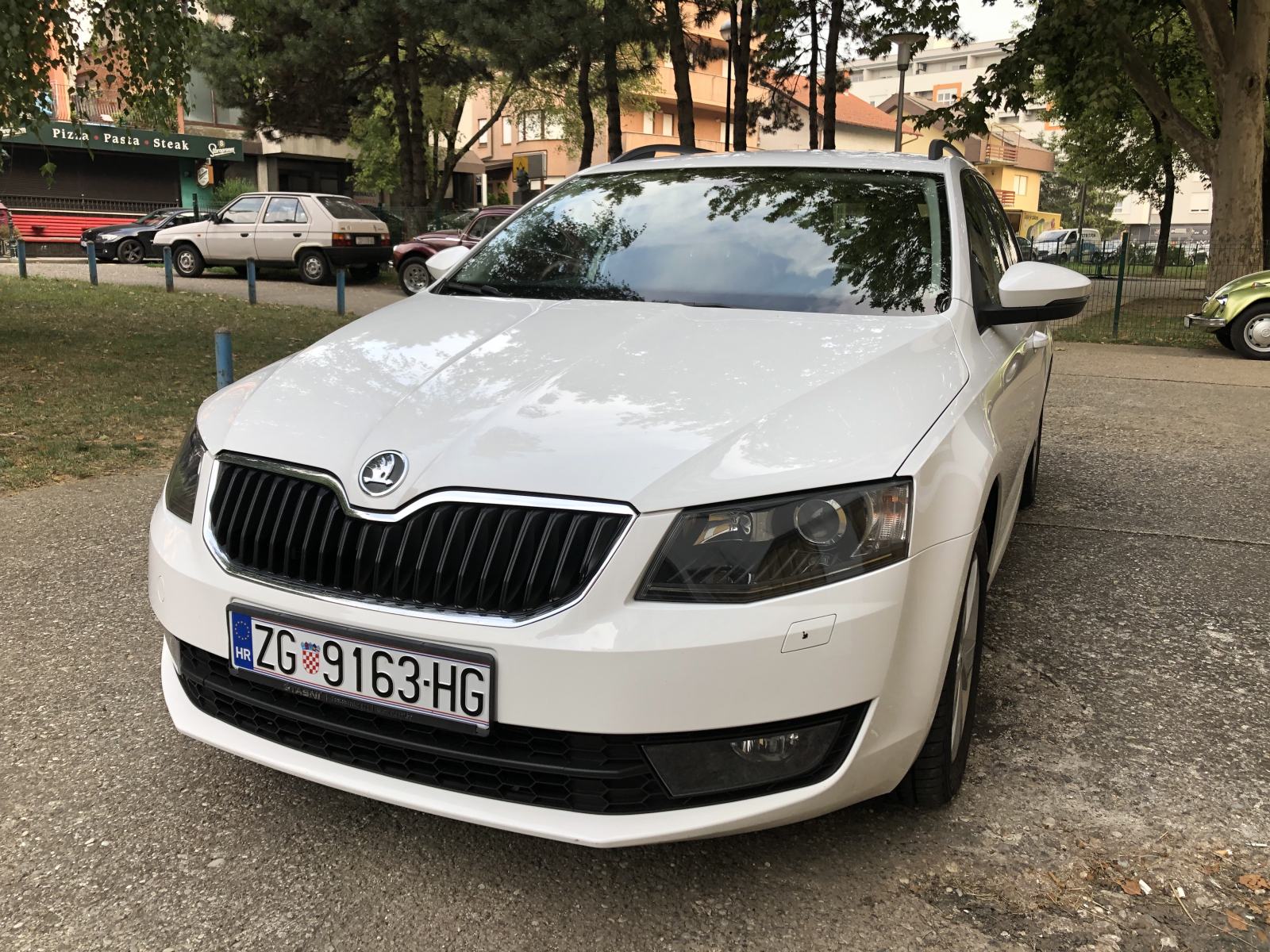 Škoda Octavia 2,0 TDI DSG “Servisna, nije uvoz, 2013 god.