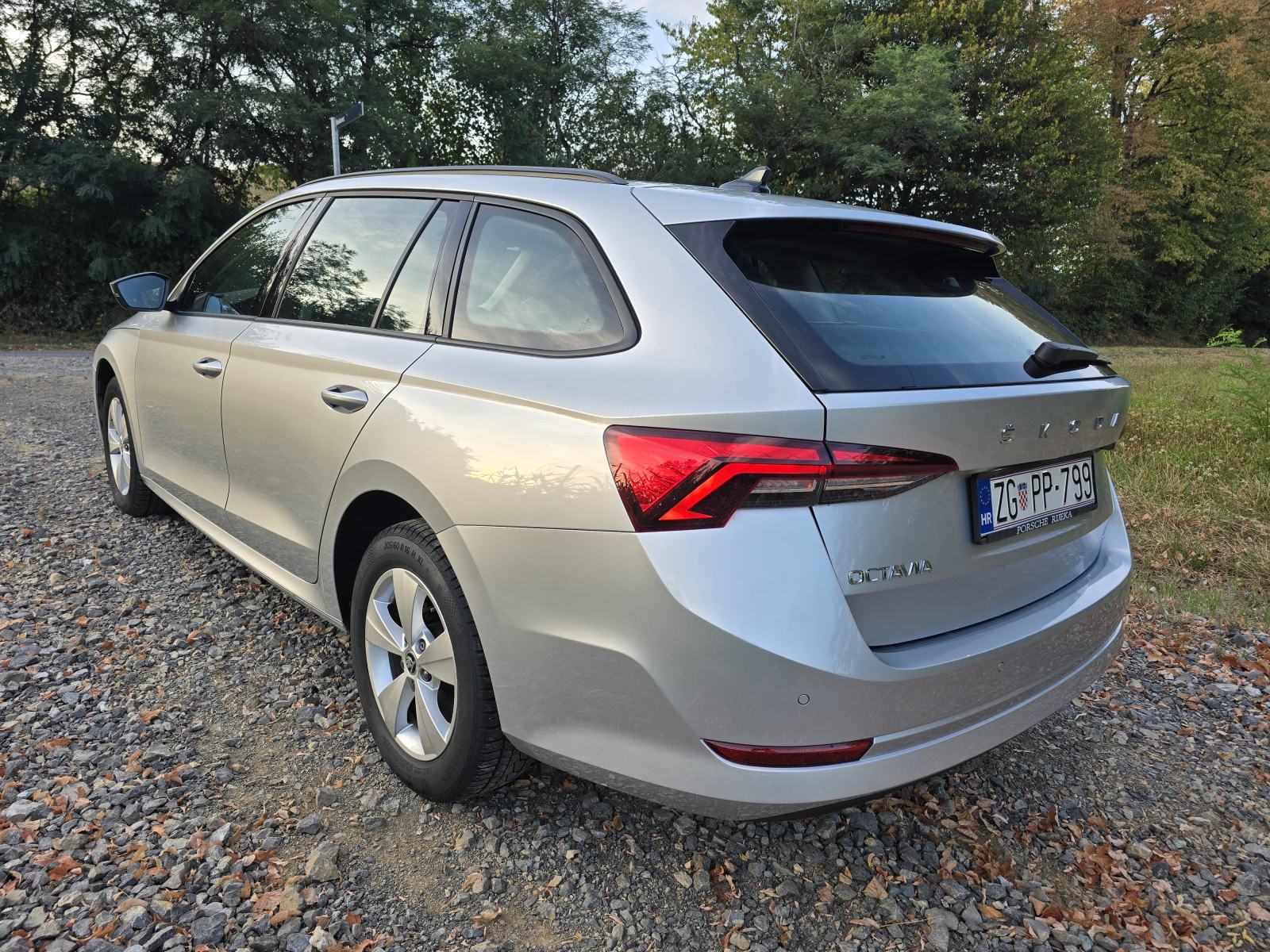 Škoda Octavia 2,0 TDI-GRATIS PRIJENOS,NIJE UVOZ,65 tkm, fotografija 7