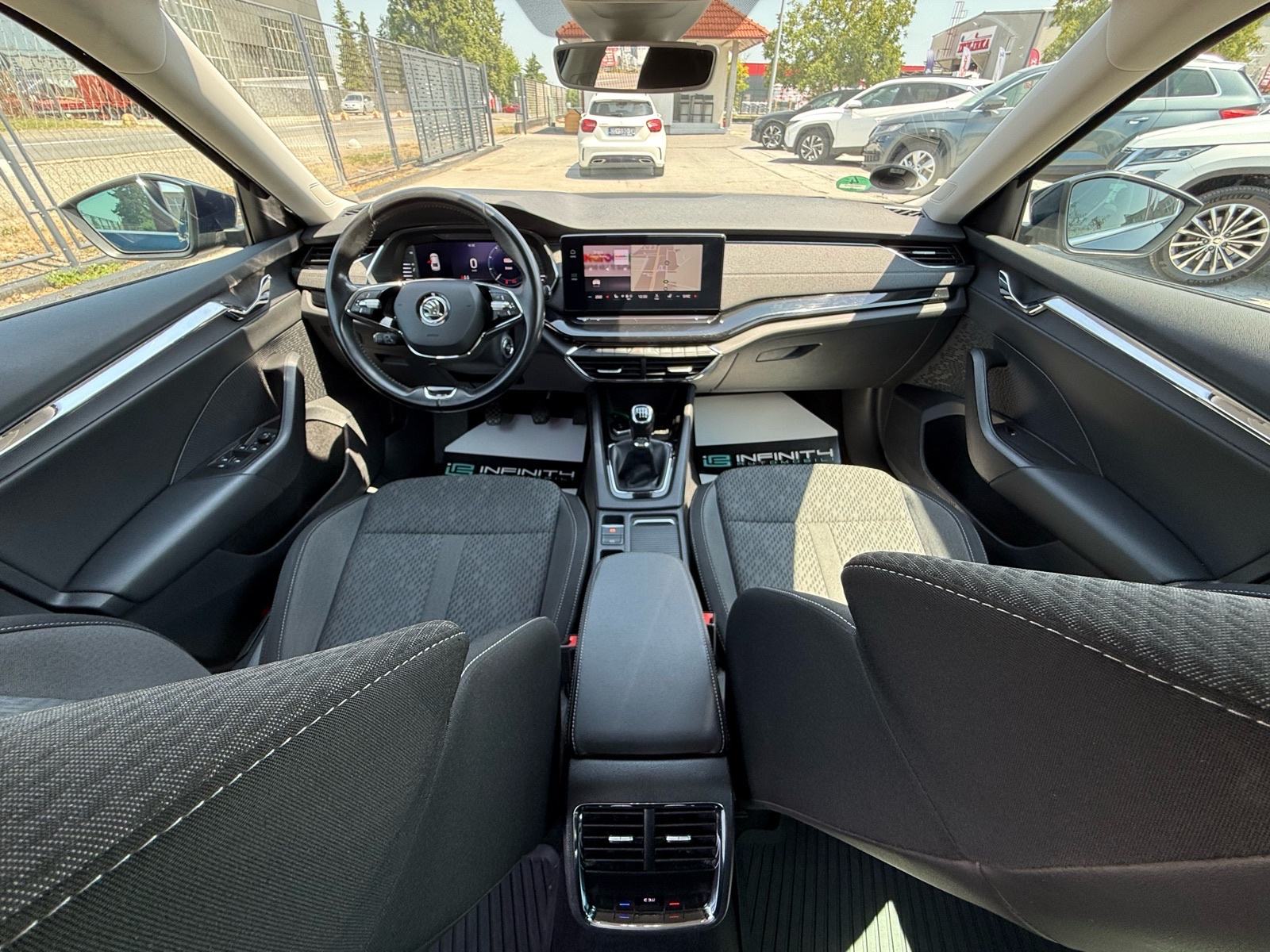 Škoda Octavia 2,0 TDI LEASING BEZ UČEŠĆA, VIRT, NAV, KLIMA3ZONE, KAM, fotografija 12