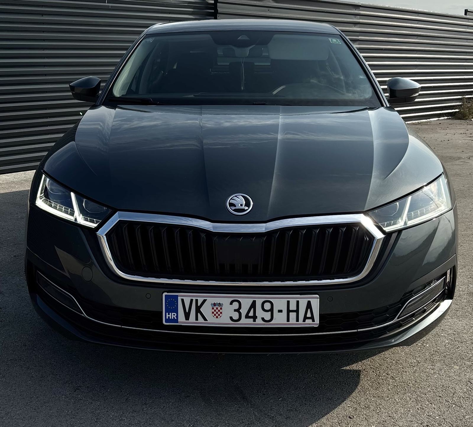 Škoda Octavia 2.0 TDI ~REG.GOD.DANA ~NOVE GUME~ HR VOZILO, fotografija 5