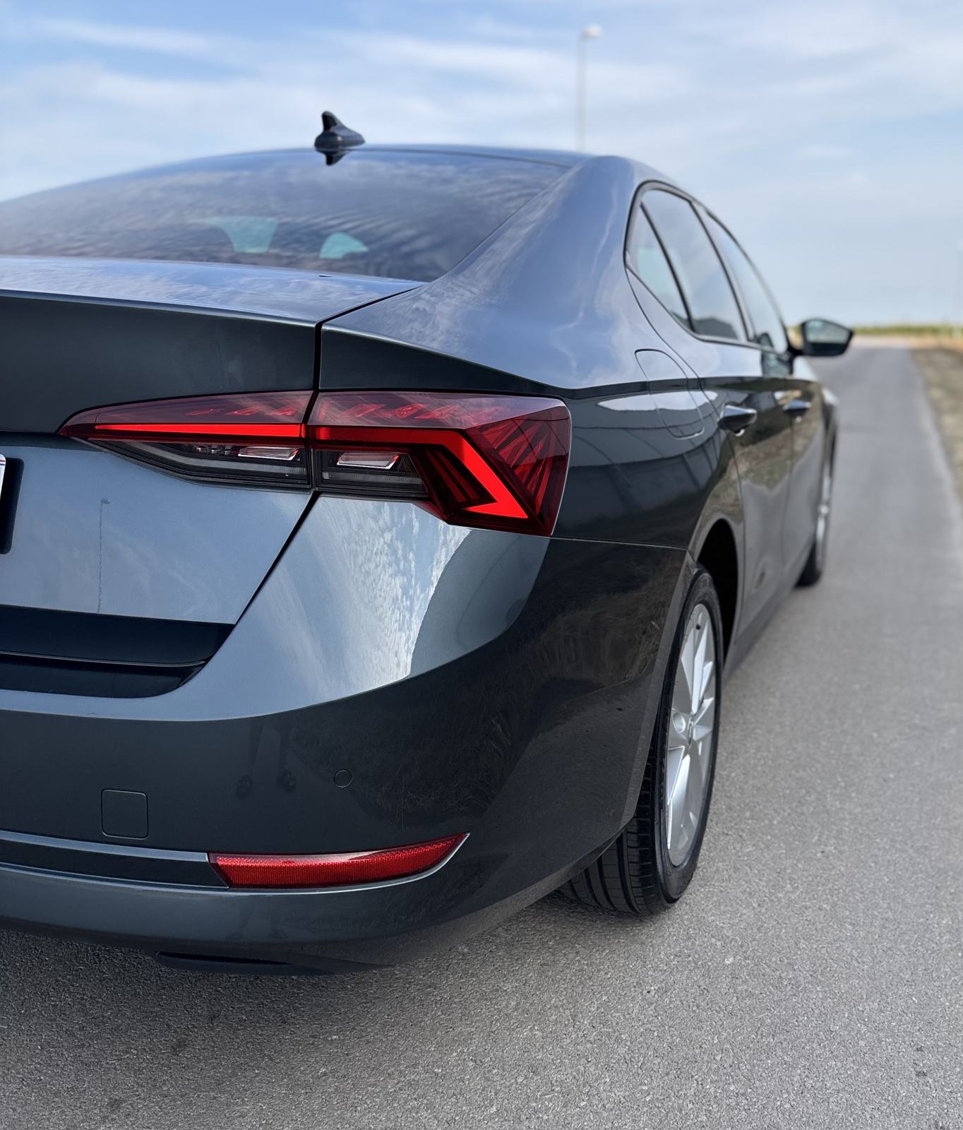 Škoda Octavia 2.0 TDI ~REG.GOD.DANA ~NOVE GUME~ HR VOZILO, fotografija 9