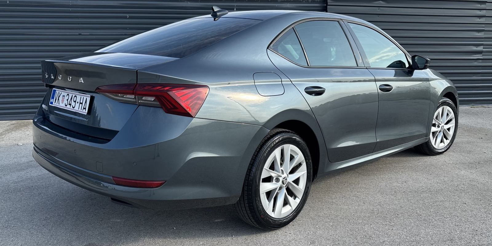 Škoda Octavia 2.0 TDI ~REG.GOD.DANA ~NOVE GUME~ HR VOZILO, fotografija 2