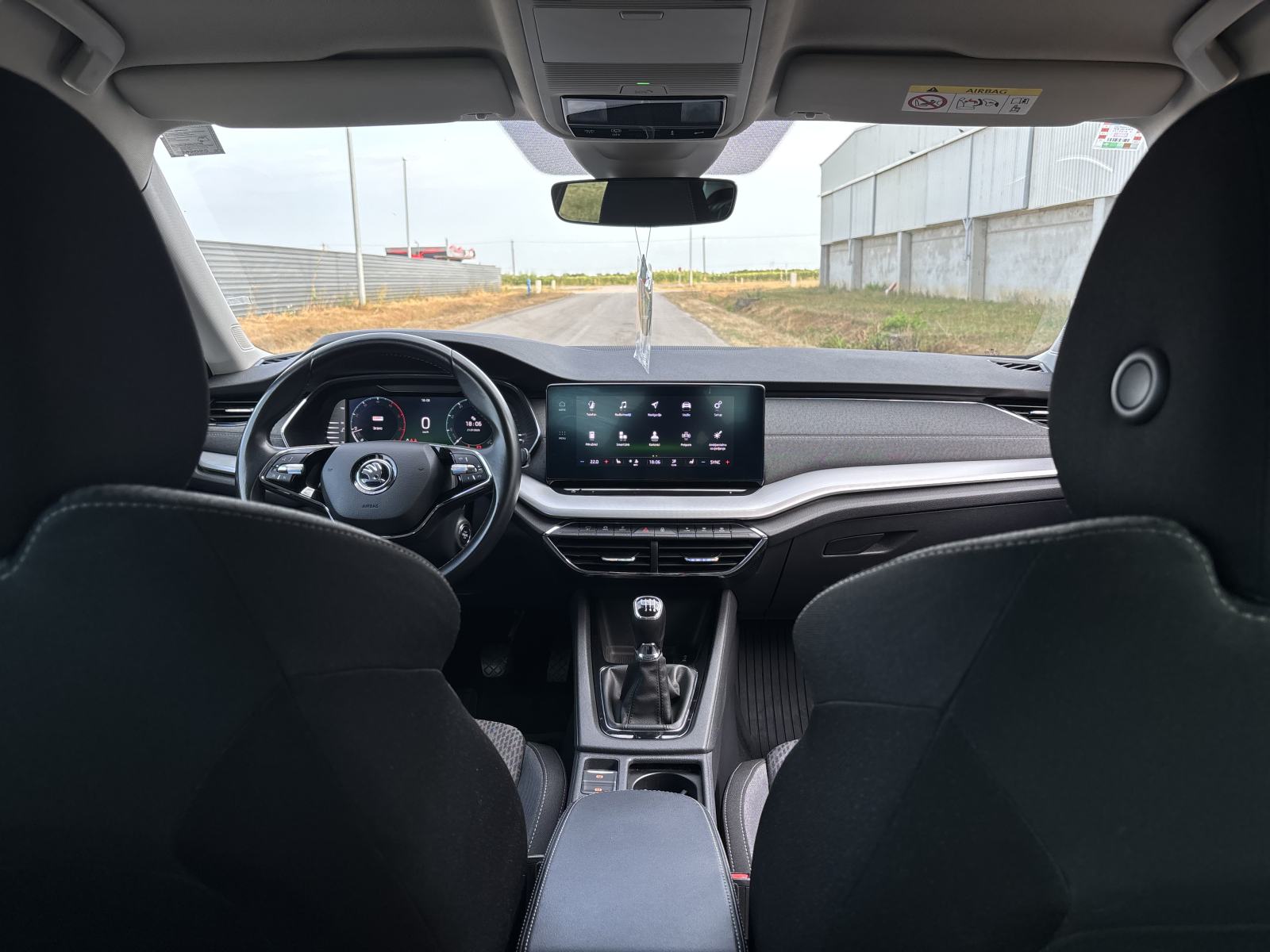 Škoda Octavia 2.0 TDI ~REG.GOD.DANA ~NOVE GUME~ HR VOZILO, fotografija 14