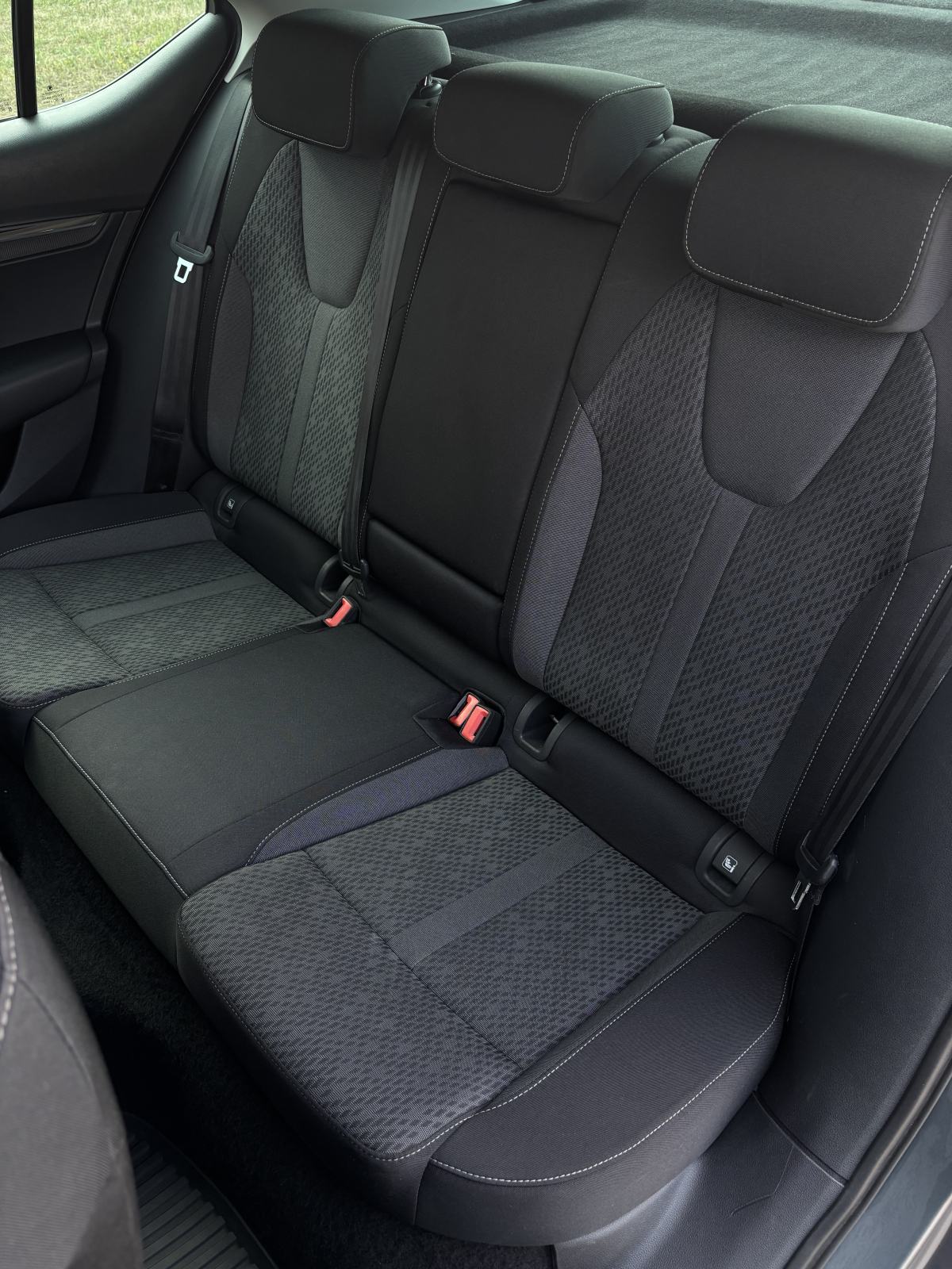 Škoda Octavia 2.0 TDI ~REG.GOD.DANA ~NOVE GUME~ HR VOZILO, fotografija 15