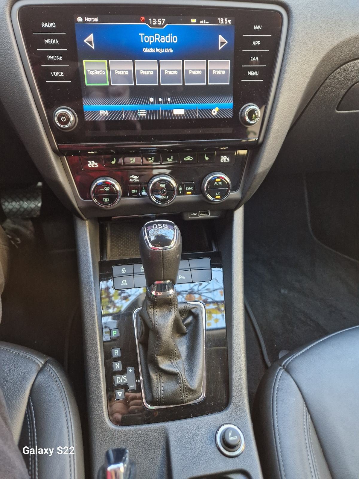 Škoda Octavia 2,0 TDI,Limuzina,DSG,VIRTUAL,KOŽA,LED, fotografija 5