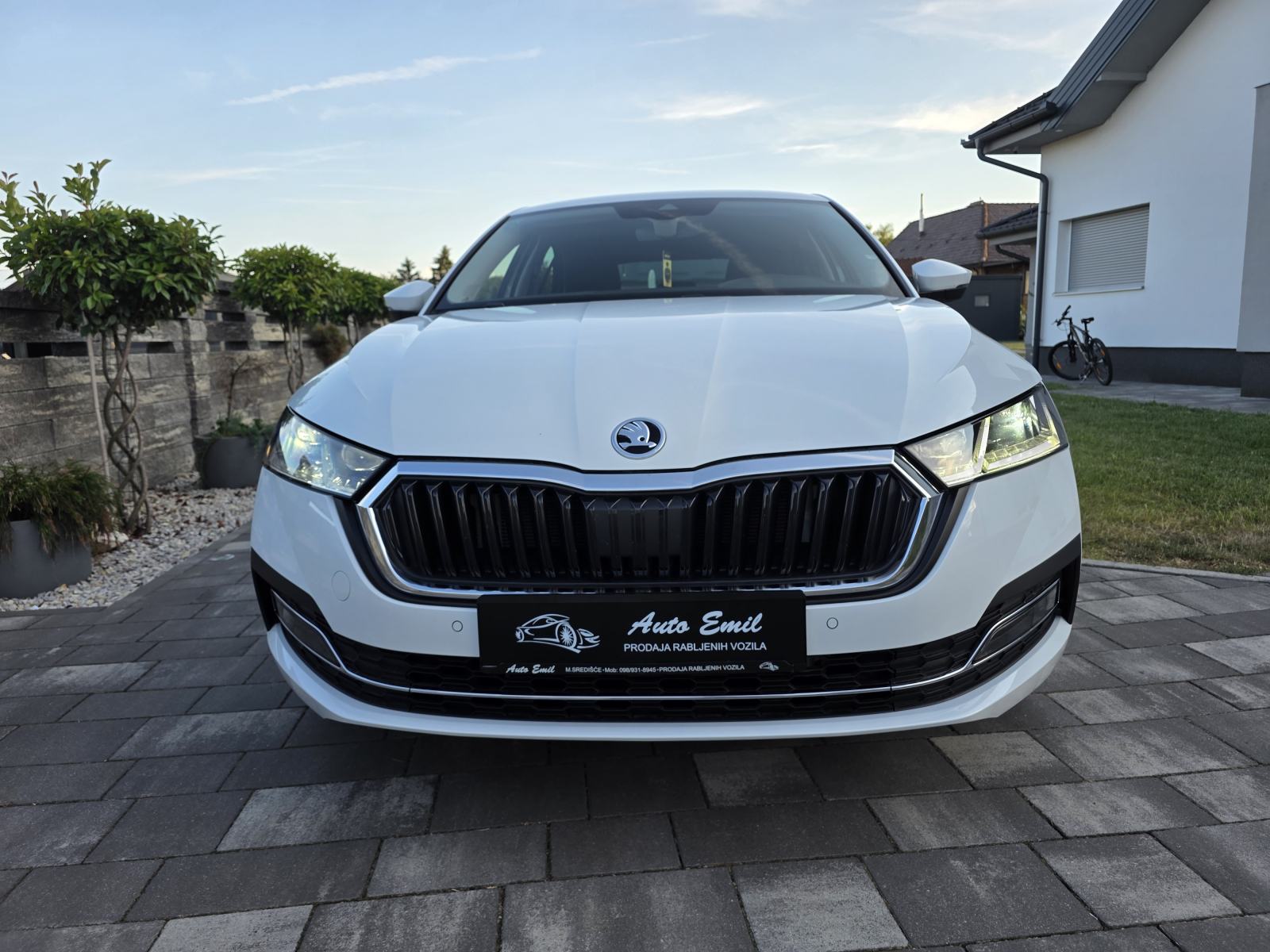 Škoda Octavia 2,0 TDI, fotografija 10