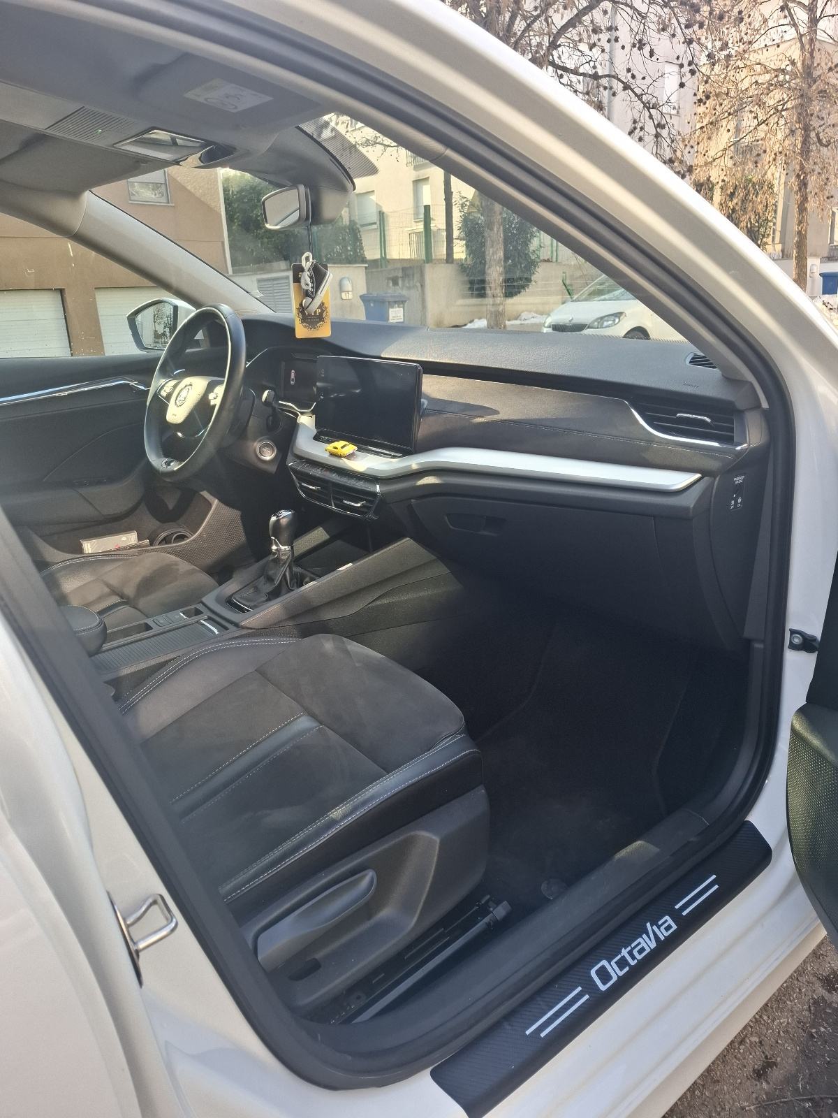 Škoda Octavia 2.0 tdi, fotografija 9