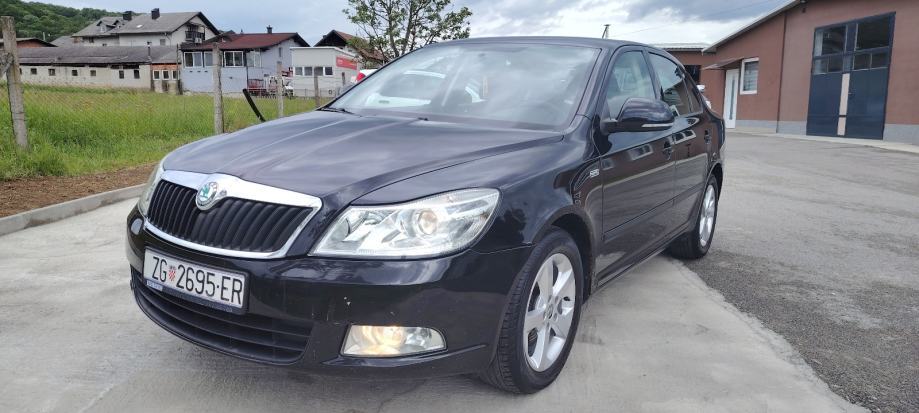 Škoda Octavia 2,0 TDI, fotografija 1