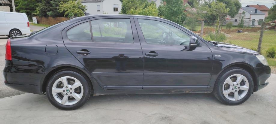 Škoda Octavia 2,0 TDI, fotografija 5