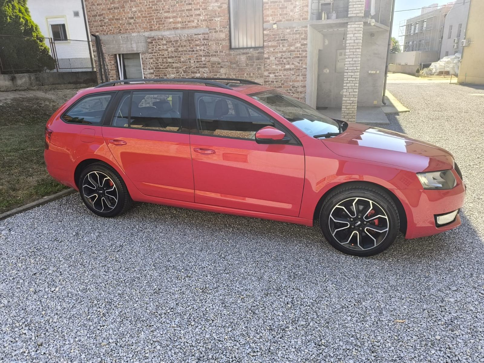 Škoda Octavia 2,0 TDI, fotografija 5
