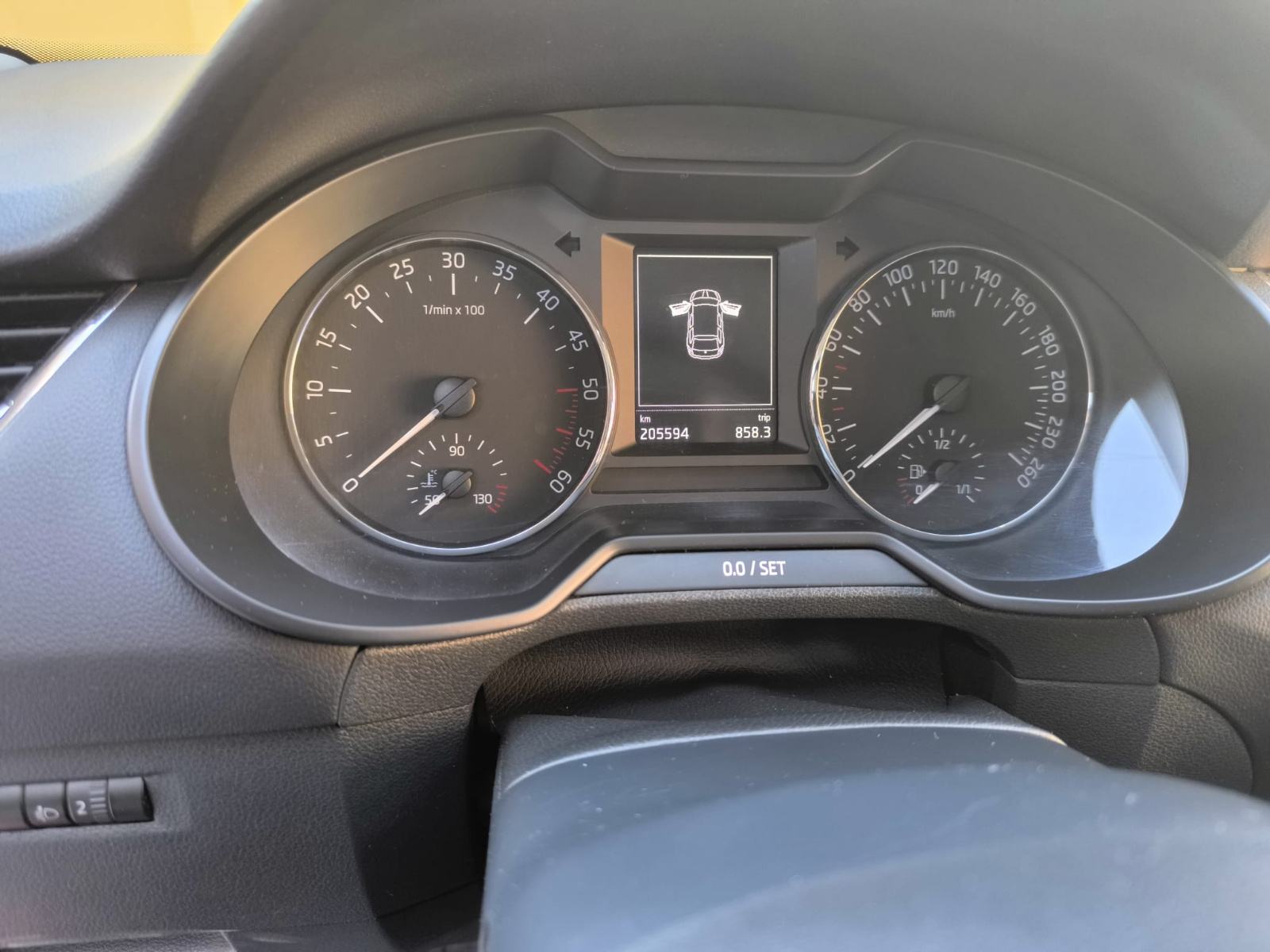 Škoda Octavia 2,0 TDI, fotografija 14