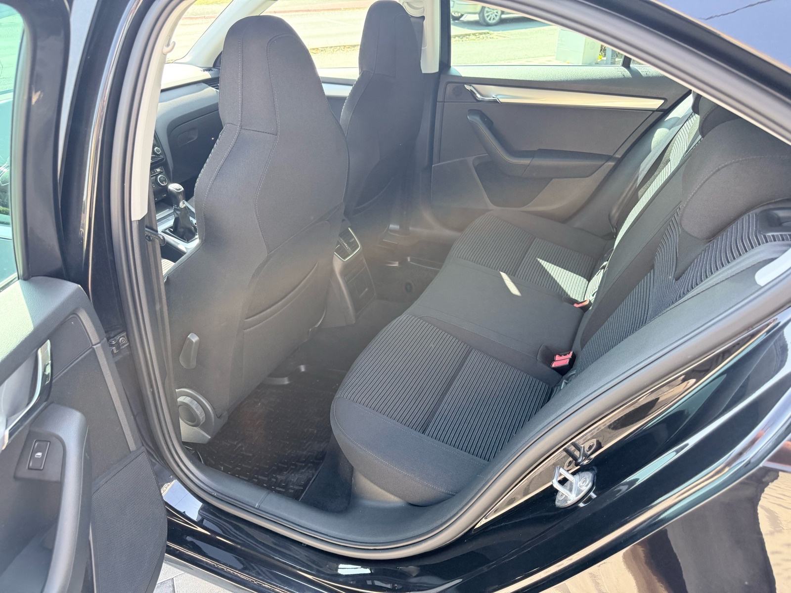 Škoda Octavia 2,0 TDI, fotografija 12