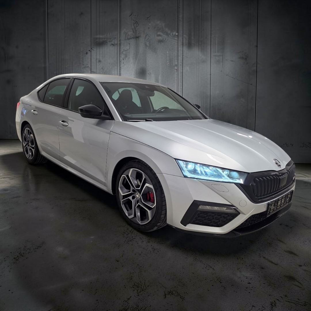 Škoda Octavia 2,0 TDI, fotografija 4