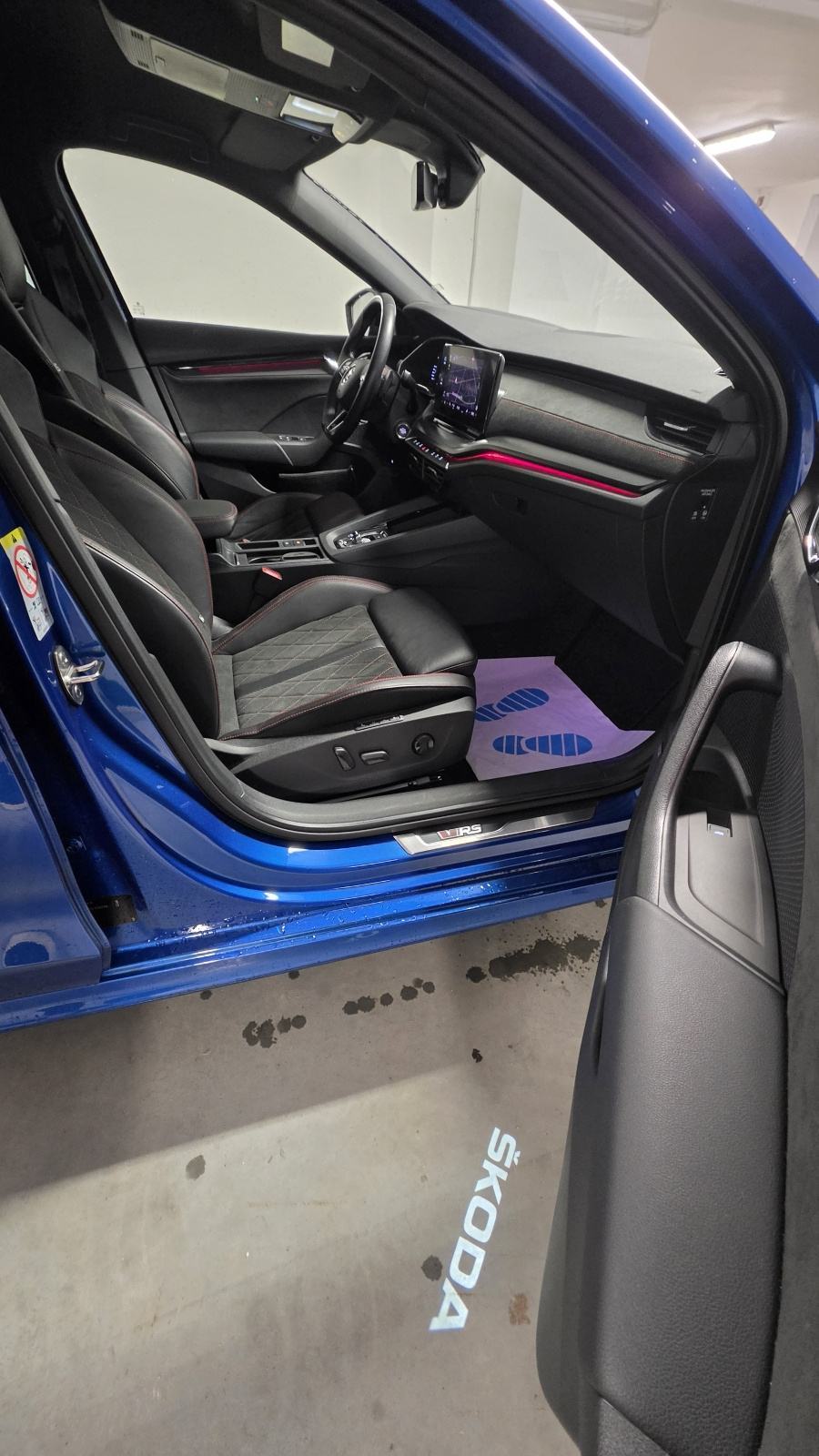 Škoda Octavia 2,0 TDI, fotografija 13
