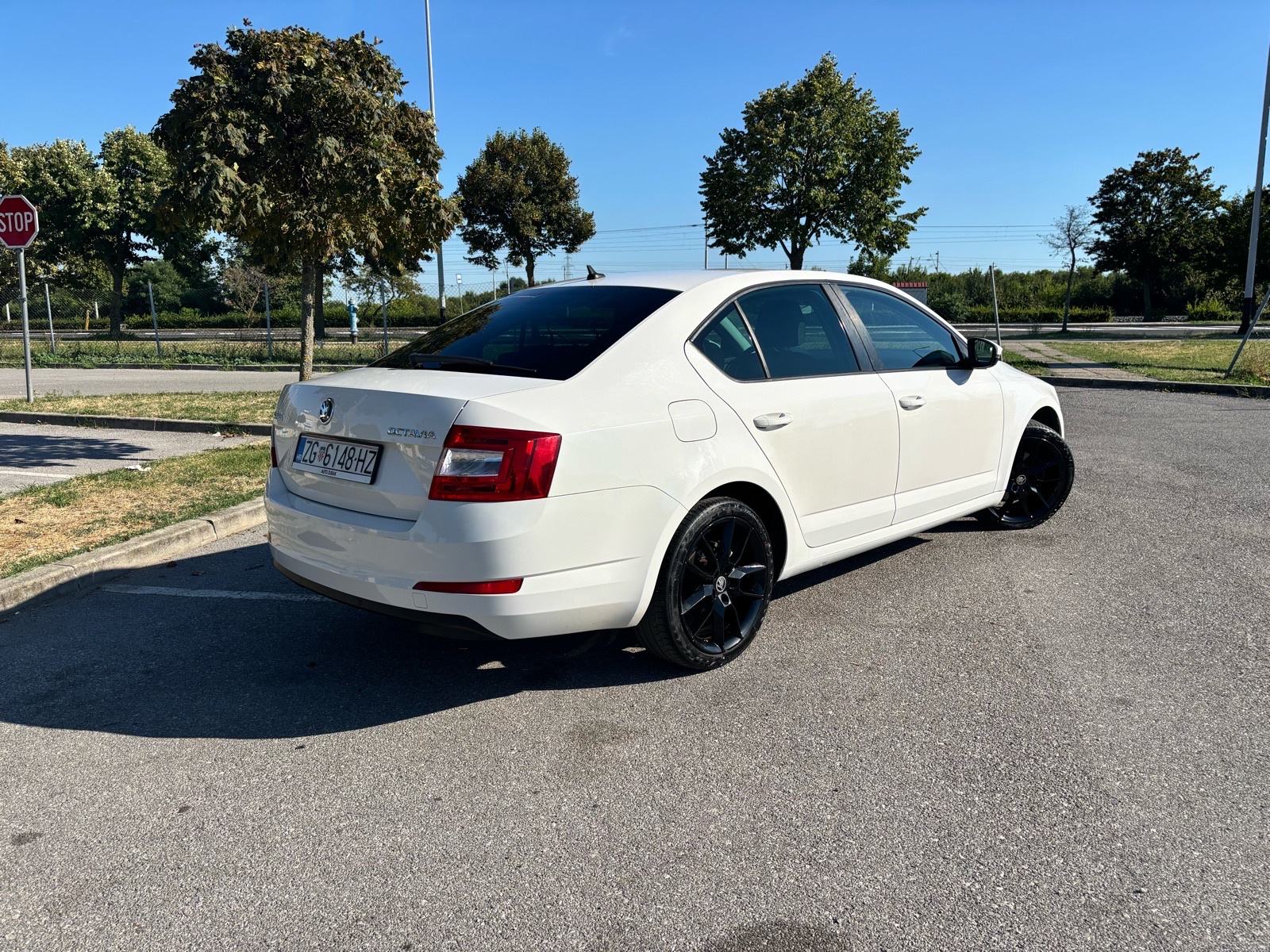 Škoda Octavia 2.0 TDI, fotografija 4