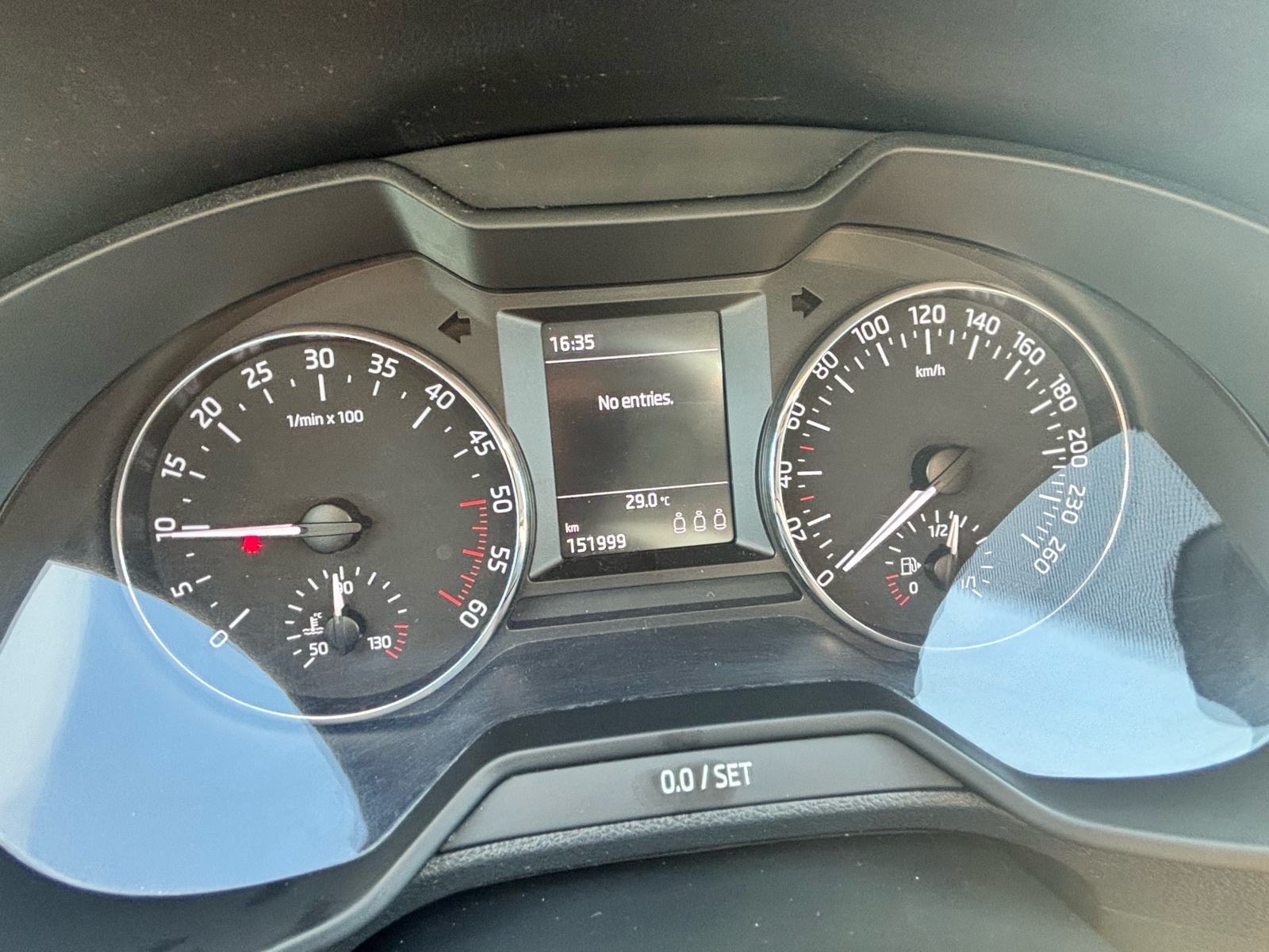 Škoda Octavia 2.0 TDI, fotografija 9