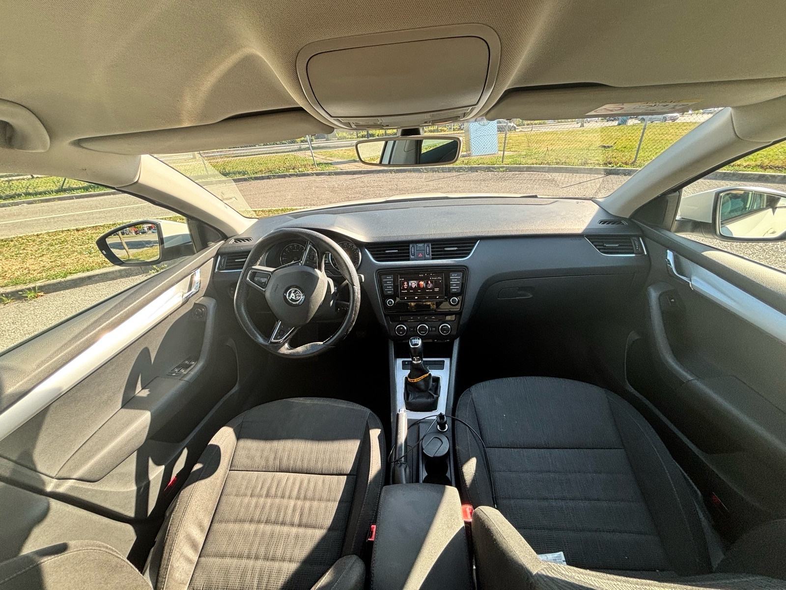 Škoda Octavia 2.0 TDI, fotografija 8