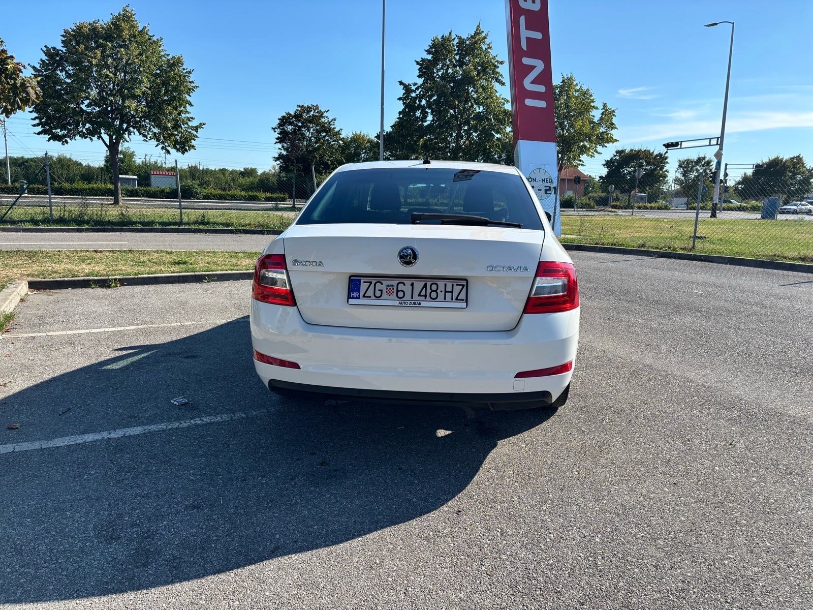 Škoda Octavia 2.0 TDI, fotografija 5