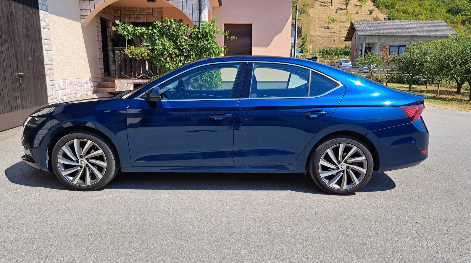 Škoda Octavia 2,0 TDI, fotografija 3