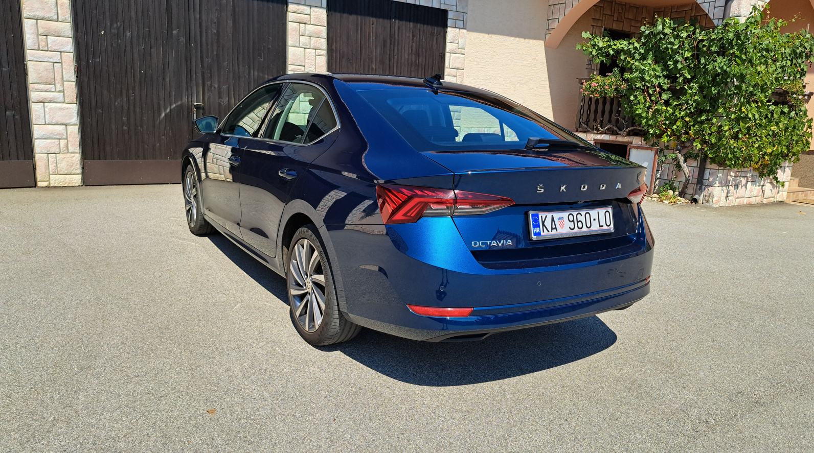 Škoda Octavia 2,0 TDI, fotografija 4