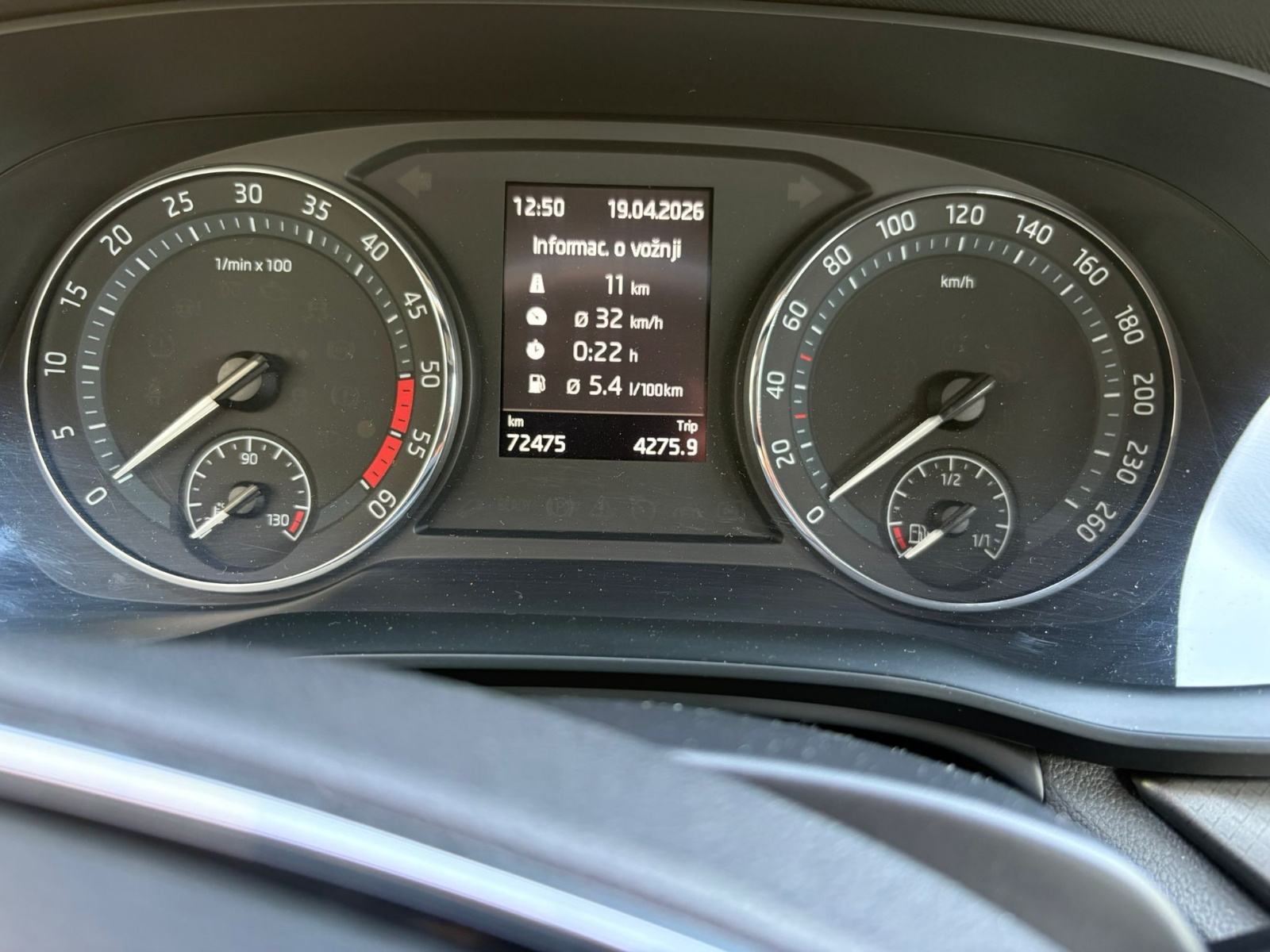 Škoda Octavia 2,0 TDI, fotografija 8