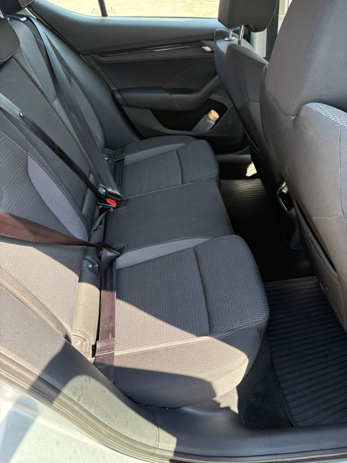 Škoda Octavia 2,0 TDI, fotografija 5