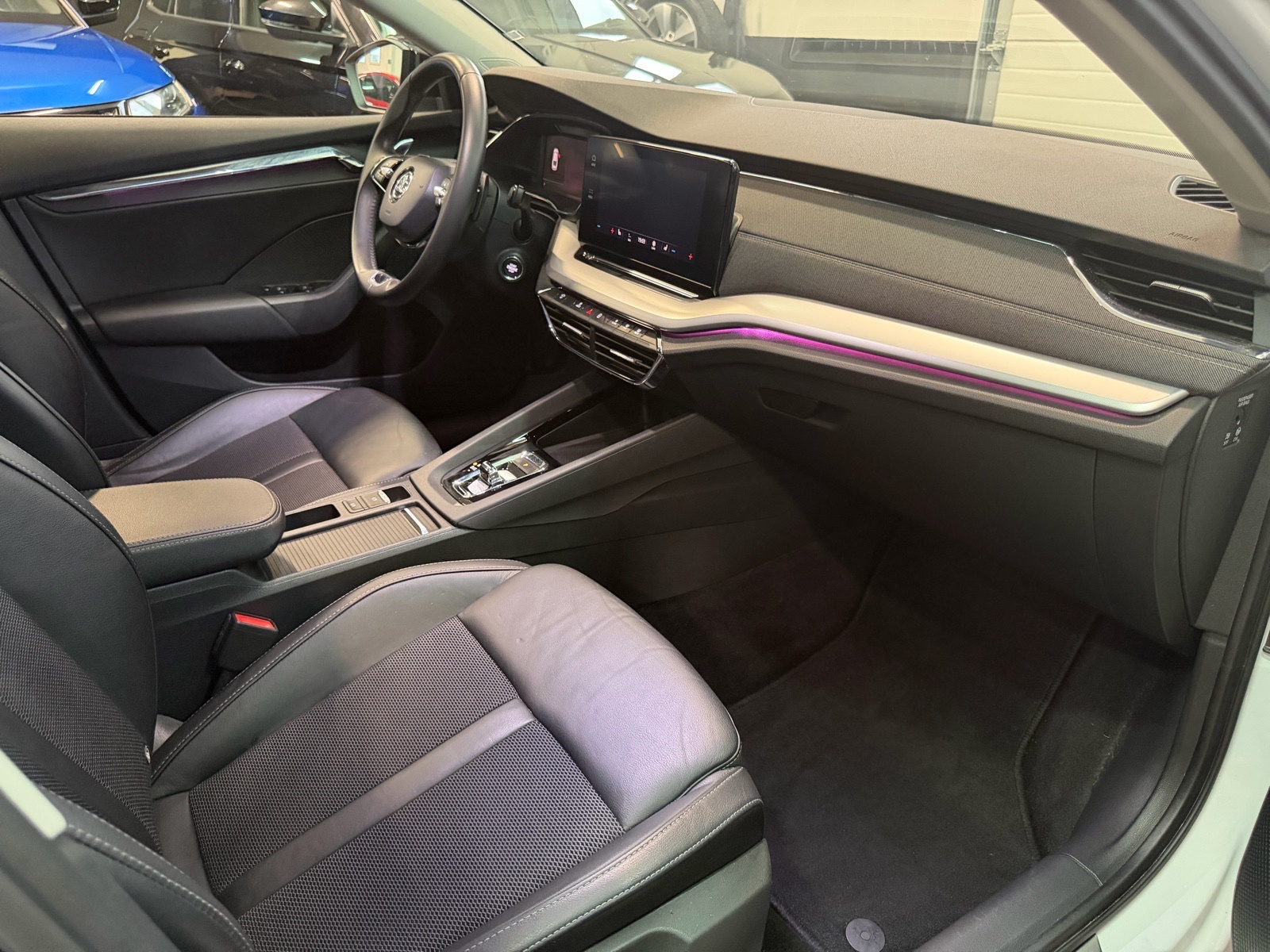 Škoda Octavia 2,0 TDI, fotografija 10