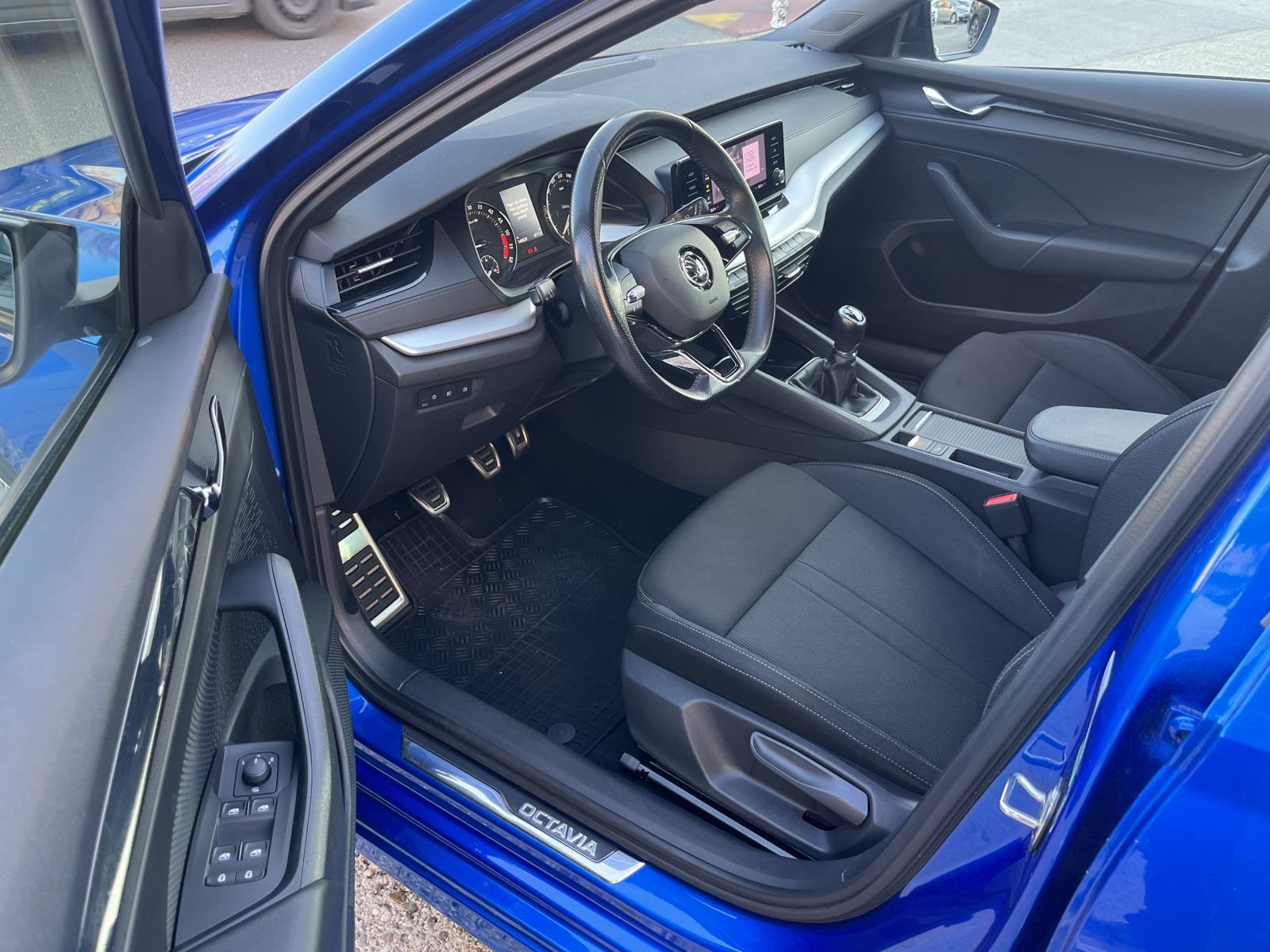 Škoda Octavia 2,0 TDI Sportline 1.VL Nije uvoz Jamstvo 1G, fotografija 11