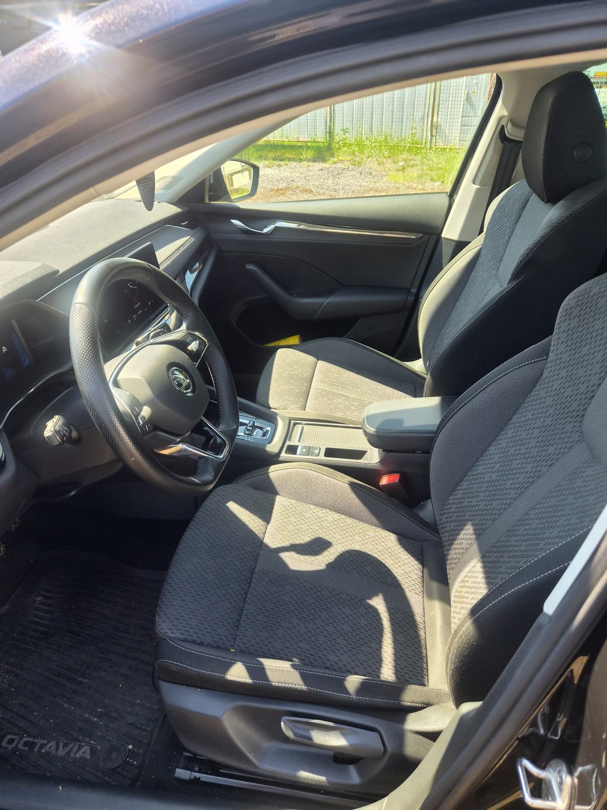 Škoda Octavia 2,0 TDI - Style - 110 kW - 1. vlasnik, fotografija 10