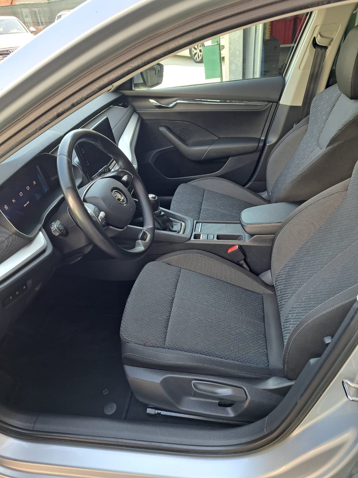 Škoda Octavia 2,0 TDI Style 2021g Kupljen u Hr..Povoljno!, fotografija 10