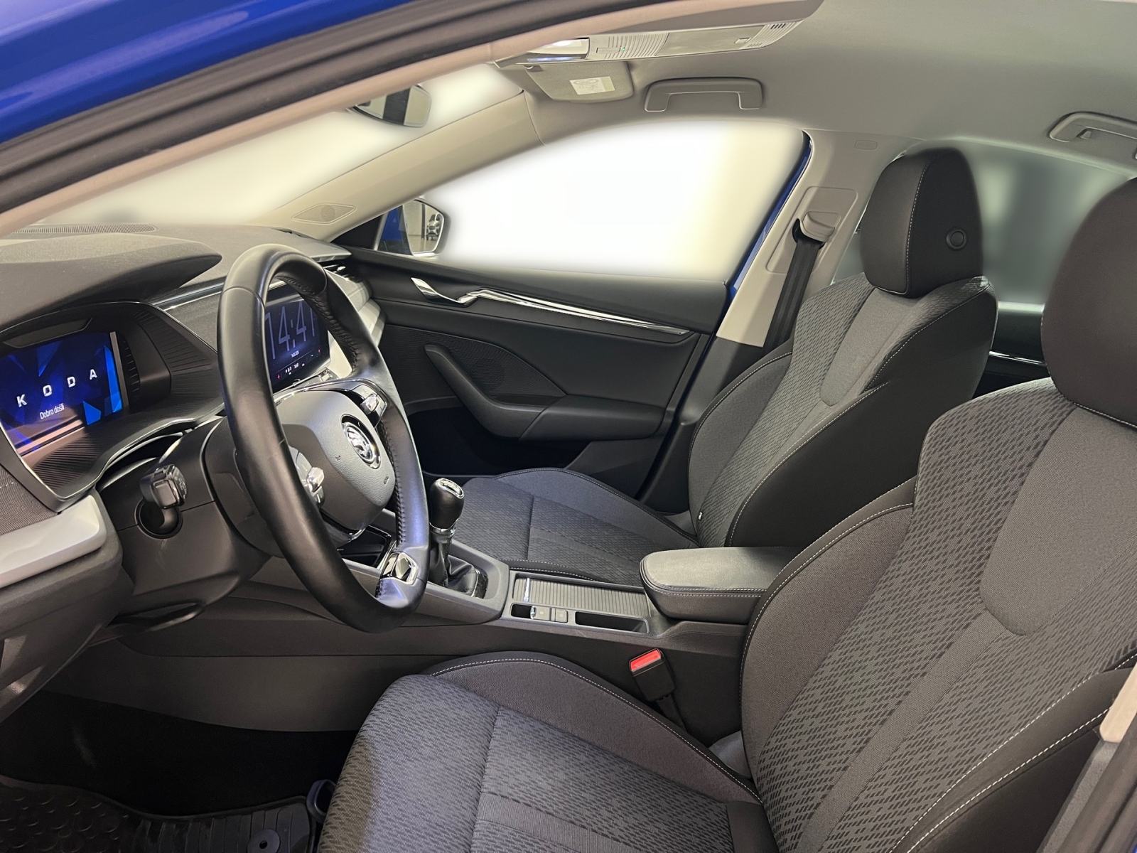 Škoda Octavia 2.0 TDI STYLE - 3 godine jamstva, fotografija 13