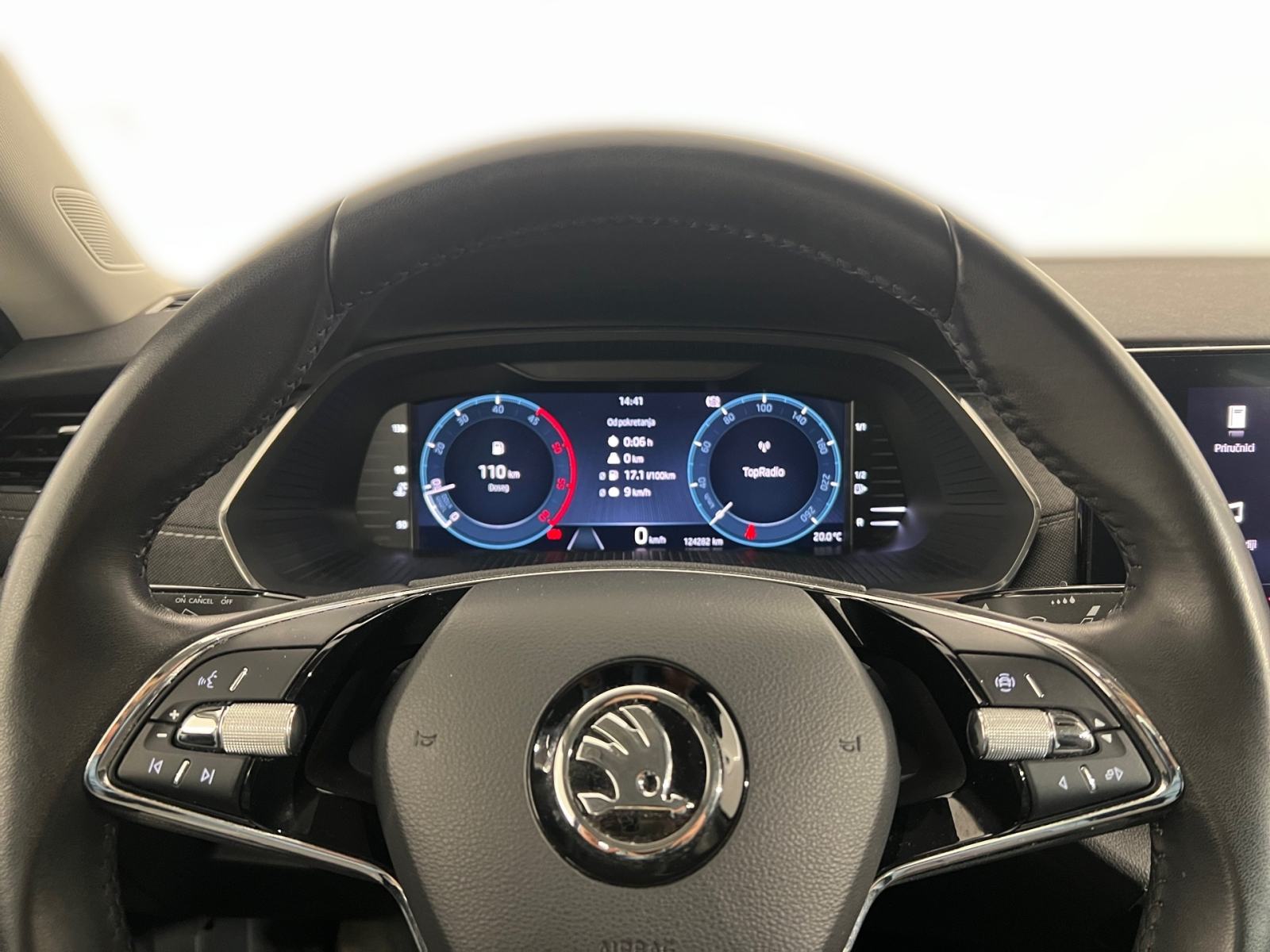 Škoda Octavia 2.0 TDI STYLE - 3 godine jamstva, fotografija 16