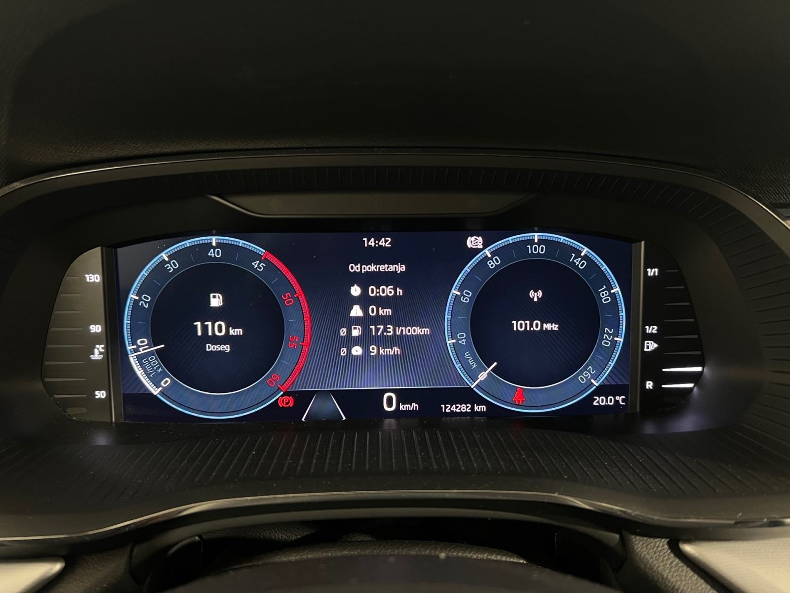 Škoda Octavia 2.0 TDI STYLE - 3 godine jamstva, fotografija 17
