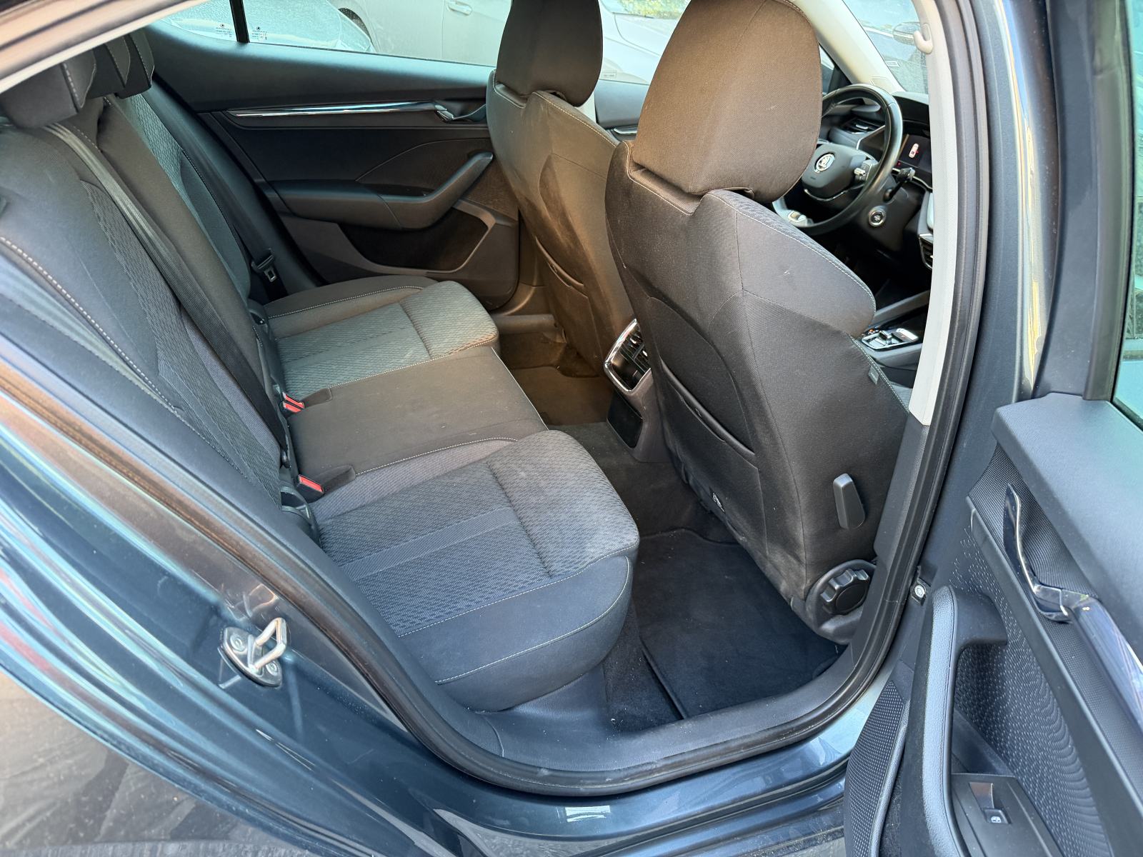 Škoda Octavia 2,0 TDI STYLE DSG 150 KS NIJE UVOZ REG.05/27, fotografija 10