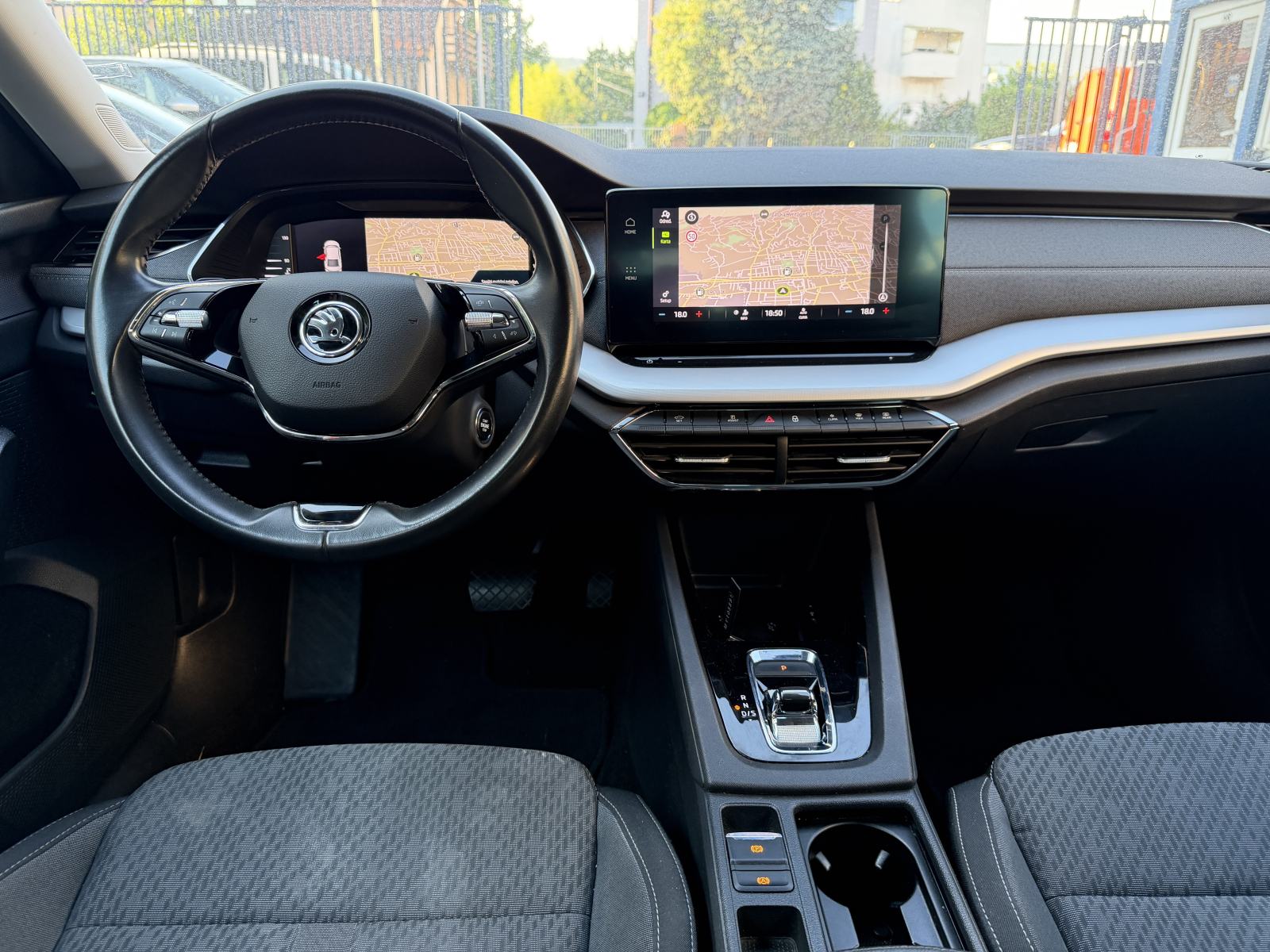 Škoda Octavia 2,0 TDI STYLE DSG 150 KS NIJE UVOZ REG.05/27, fotografija 4
