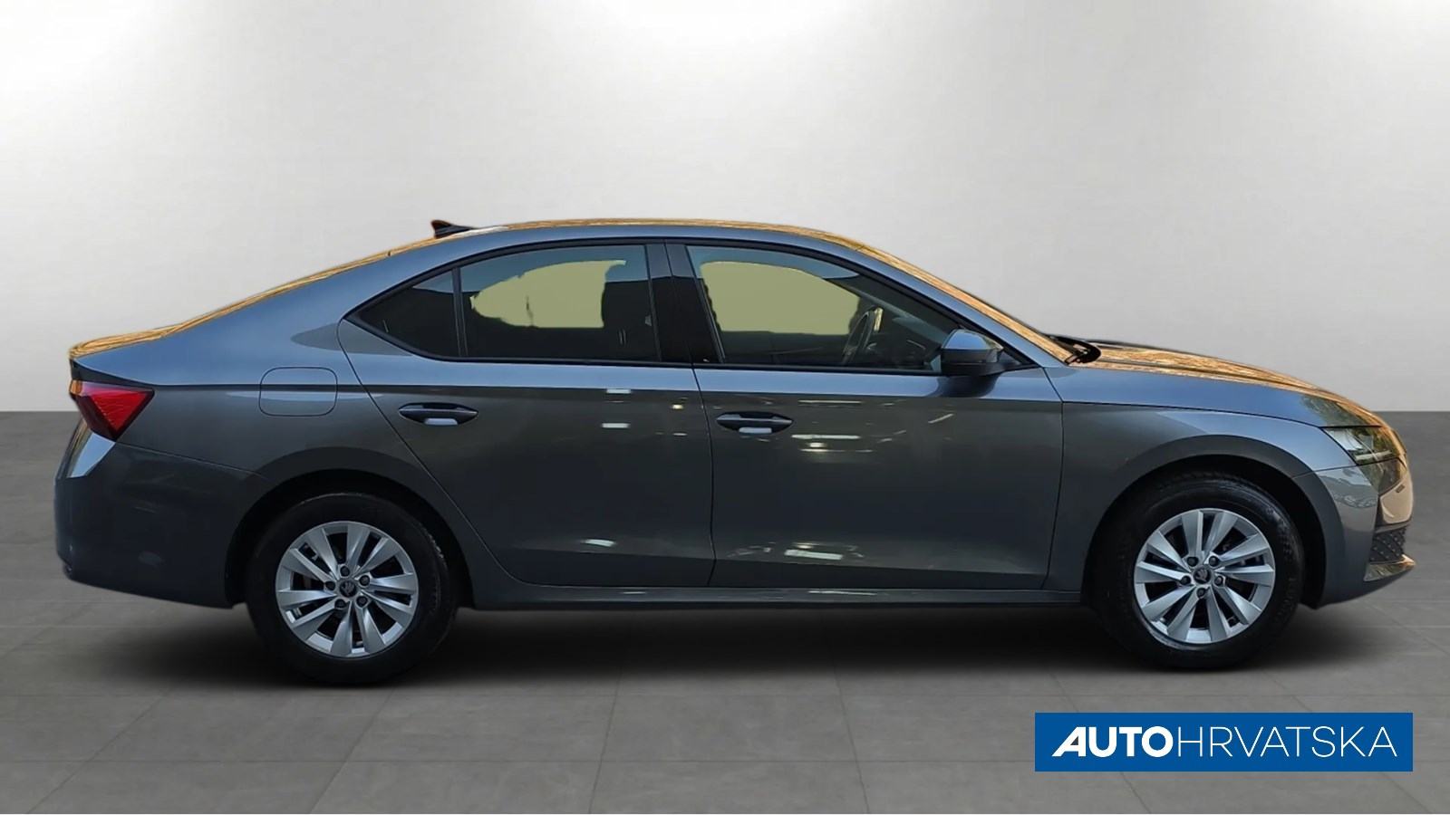 ŠKODA OCTAVIA 2.0 TDI STYLE DSG - TVORNIČKO JAMSTVO, 28.490,00 €, fotografija 4