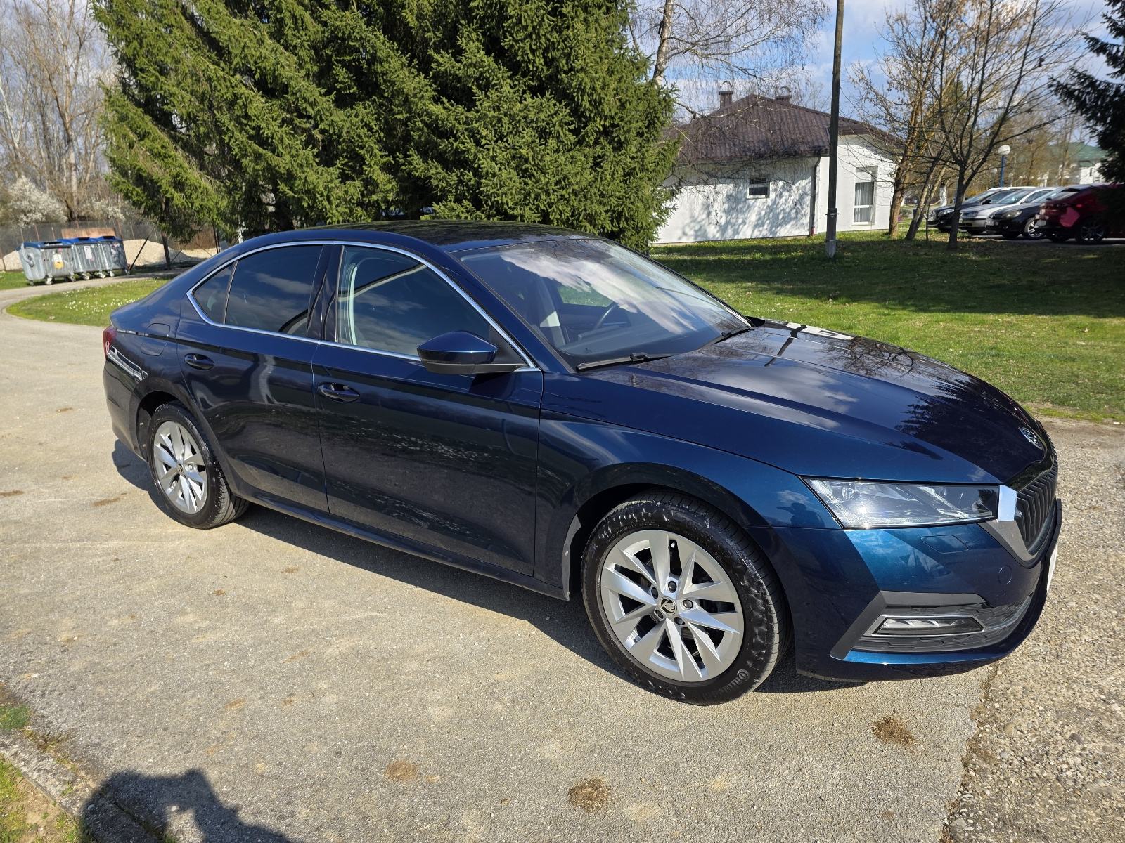 Škoda Octavia 2,0 TDI Style,led,navi,2xpdc,leasing RATA VEC OD 220E, fotografija 3