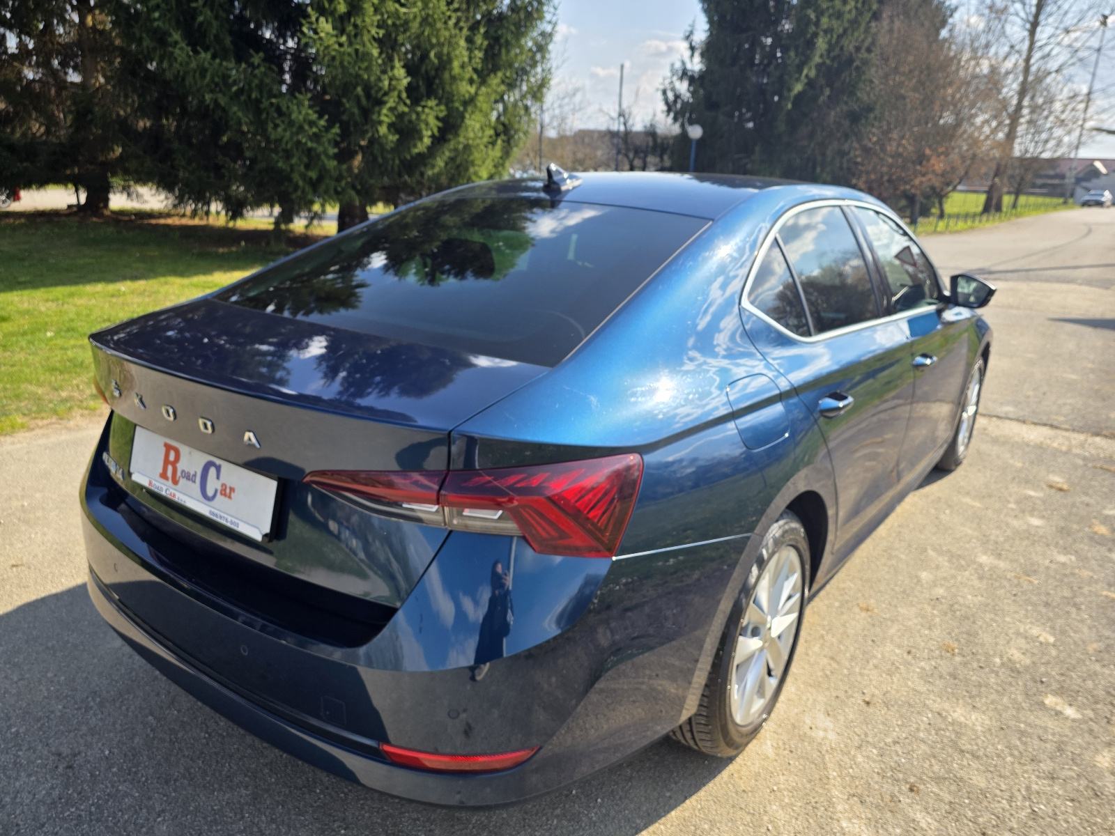 Škoda Octavia 2,0 TDI Style,led,navi,2xpdc,leasing RATA VEC OD 220E, fotografija 4