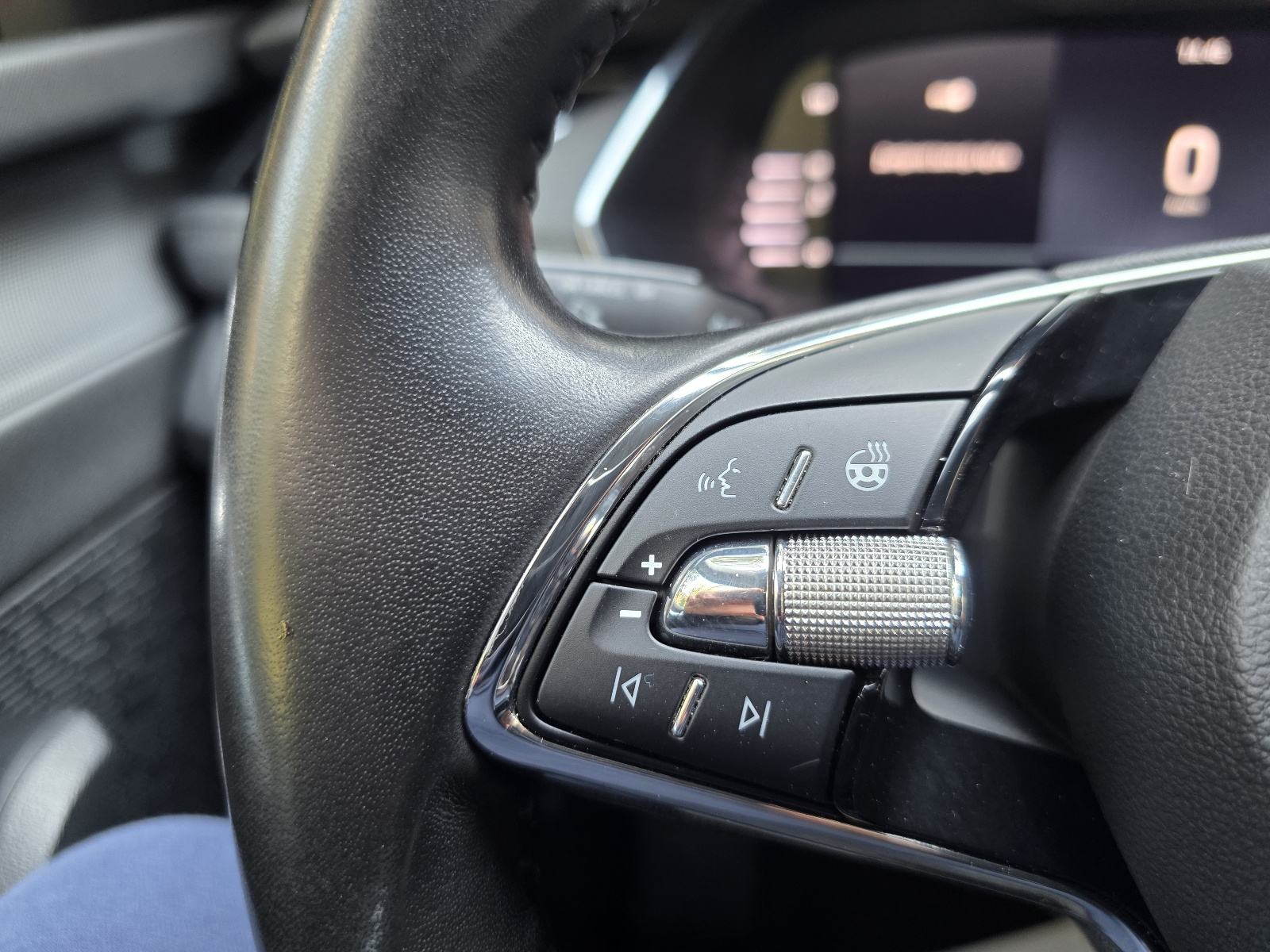 Škoda Octavia 2,0 TDI Style,led,navi,2xpdc,leasing RATA VEC OD 220E, fotografija 8