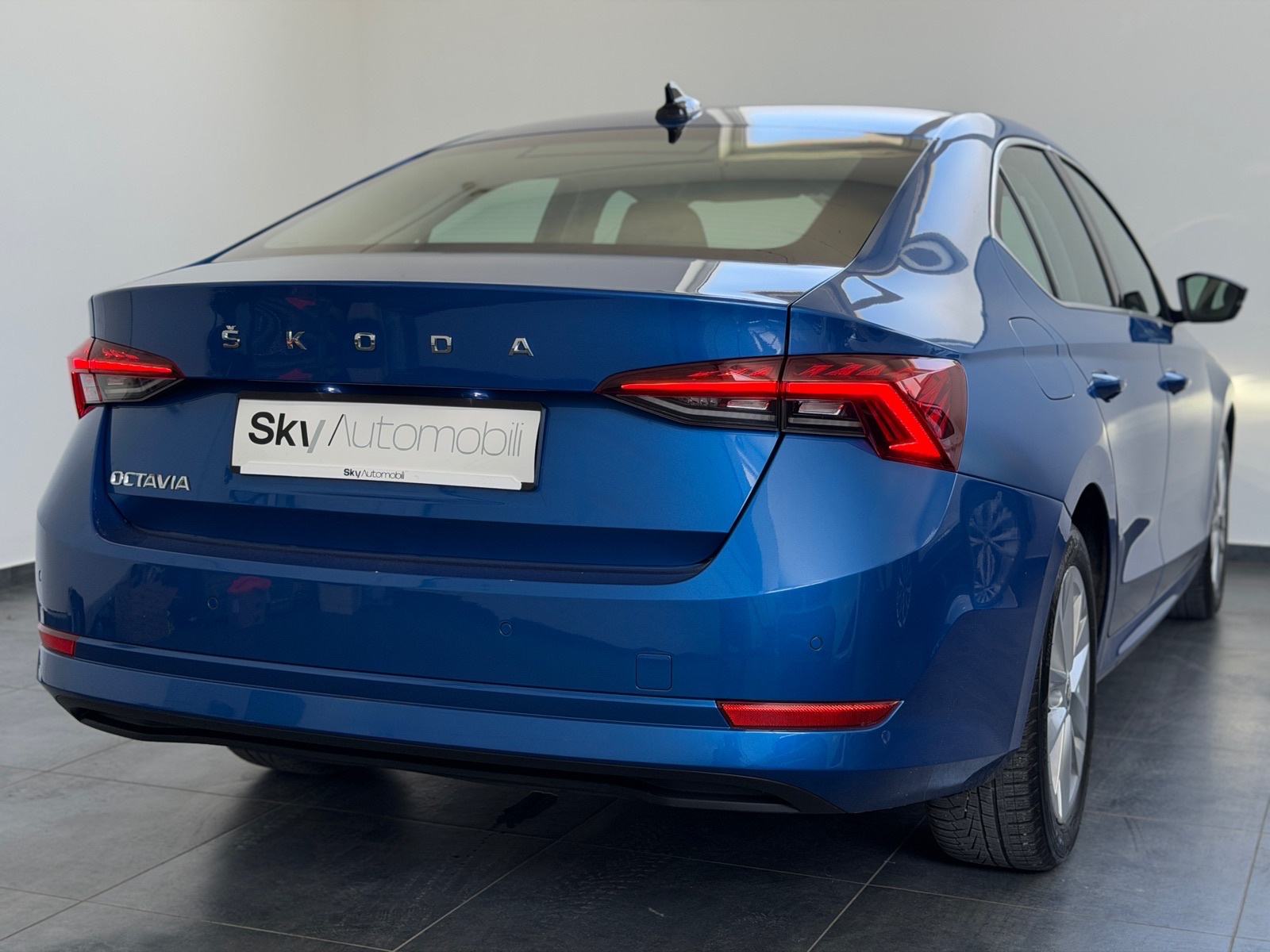 Škoda Octavia 2,0 TDI STYLE, VIRTUAL, LED, JAMSTVO, LEASING BEZ UČEŠĆA, fotografija 7