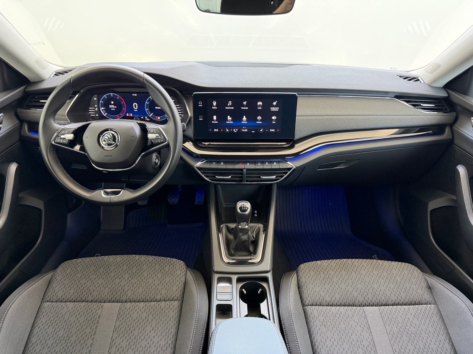 Škoda Octavia 2,0 TDI STYLE, VIRTUAL, LED, JAMSTVO, LEASING BEZ UČEŠĆA, fotografija 8