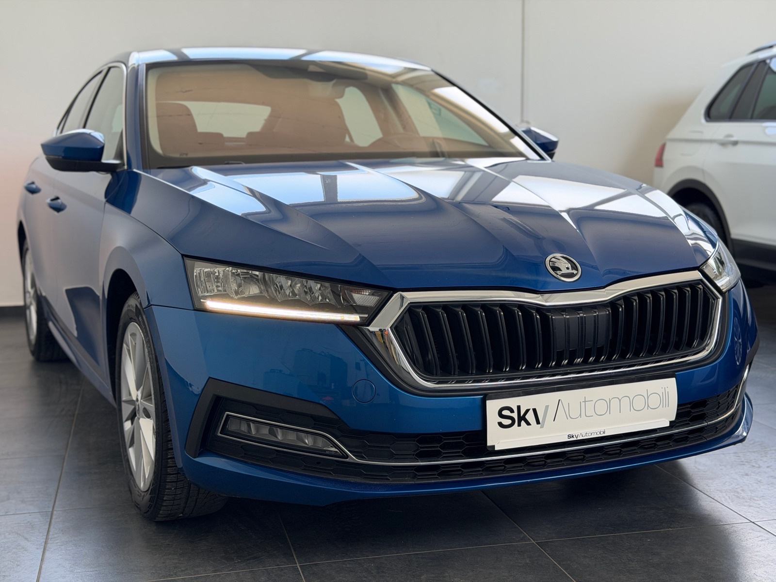 Škoda Octavia 2,0 TDI STYLE, VIRTUAL, LED, JAMSTVO, LEASING BEZ UČEŠĆA, fotografija 4