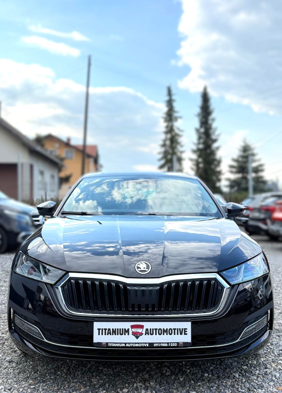 Škoda Octavia Style 2,0 TDI ⭐️ TVORNIČKA GARANCIJA 4 GODINE ⭐️, fotografija 2