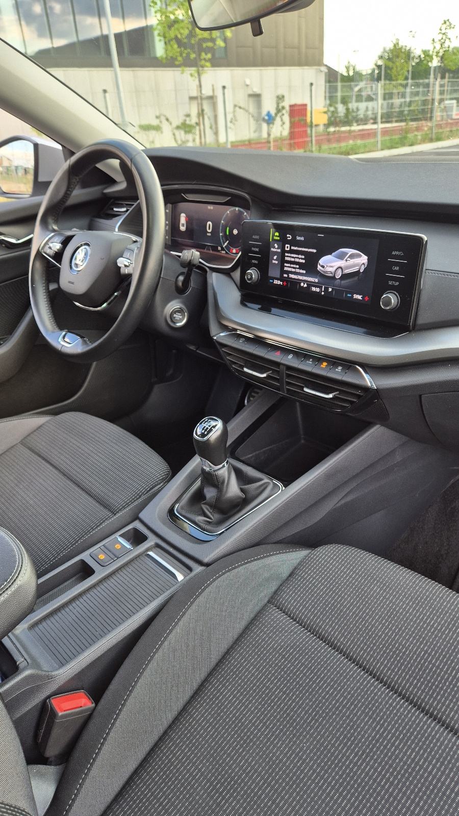 Škoda Octavia 2,0 TDI HR AUTO *VIRTUAL, CRISTAL LED, REG 02/2026, fotografija 12