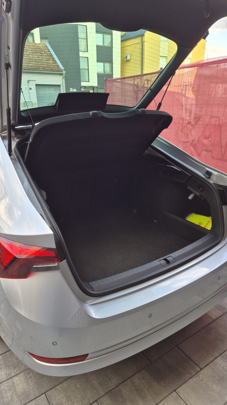 Škoda Octavia 2,0 TDI HR AUTO *VIRTUAL, CRISTAL LED, REG 02/2026, fotografija 17