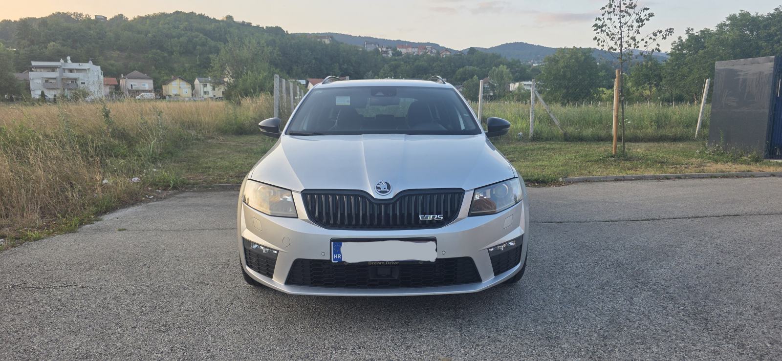 Škoda Octavia 2,0 TDI VRS DSG reg. do 07/27, Super stanje, fotografija 8