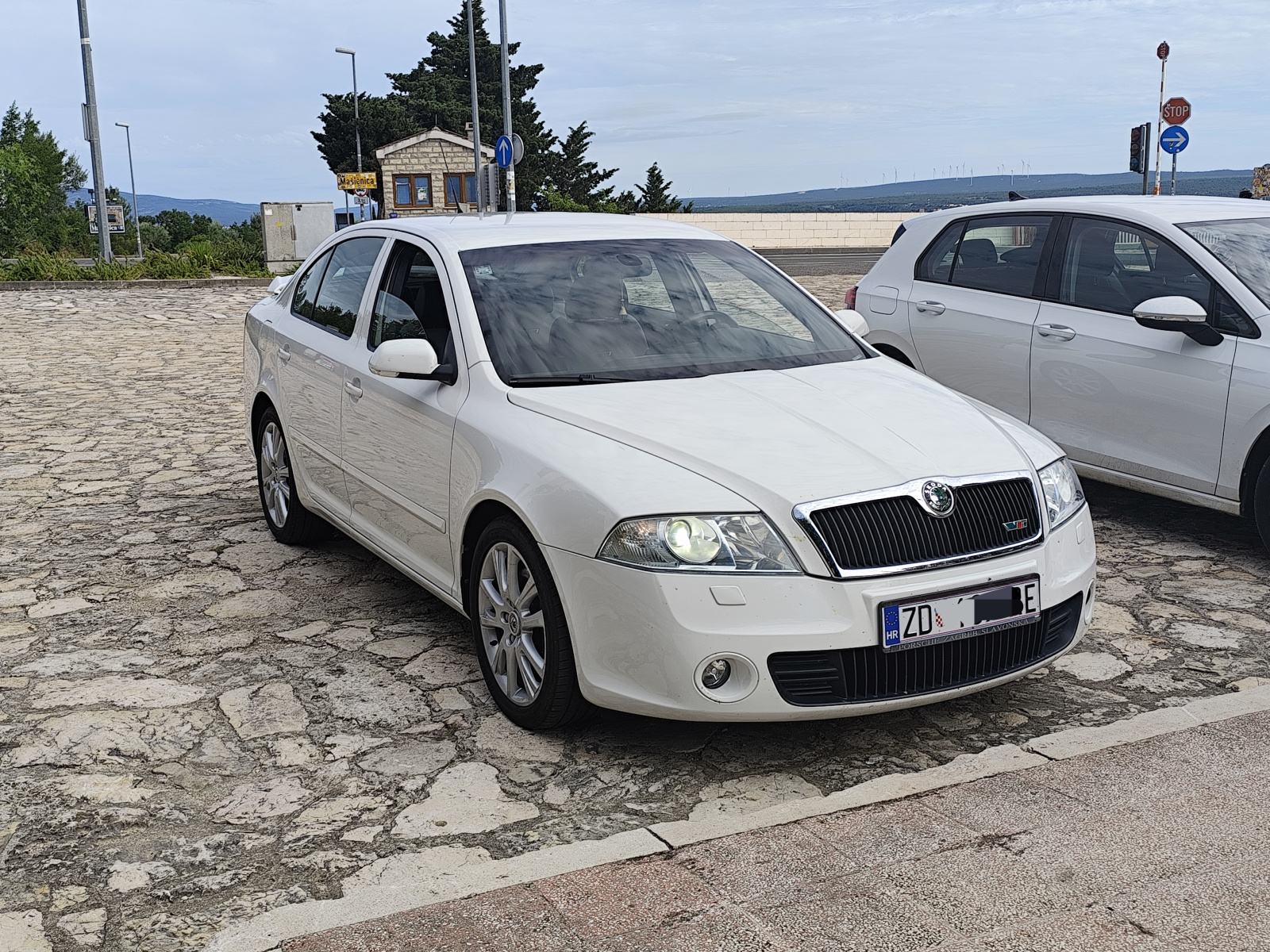 Škoda Octavia 2,0 TFSI, fotografija 1