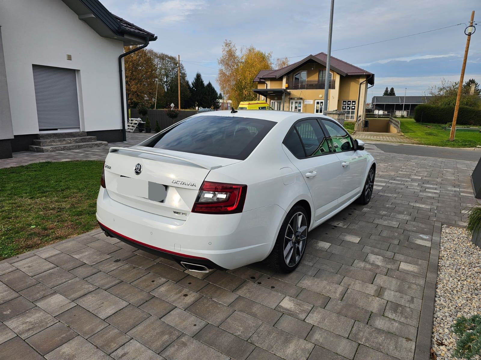 Škoda Octavia VRS | 2.0 | TSI, fotografija 9