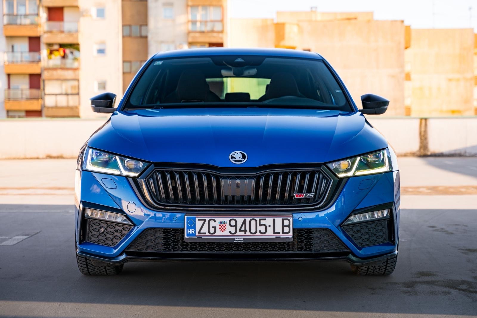 Škoda Octavia VRS 2,0 TSI automatik, fotografija 2
